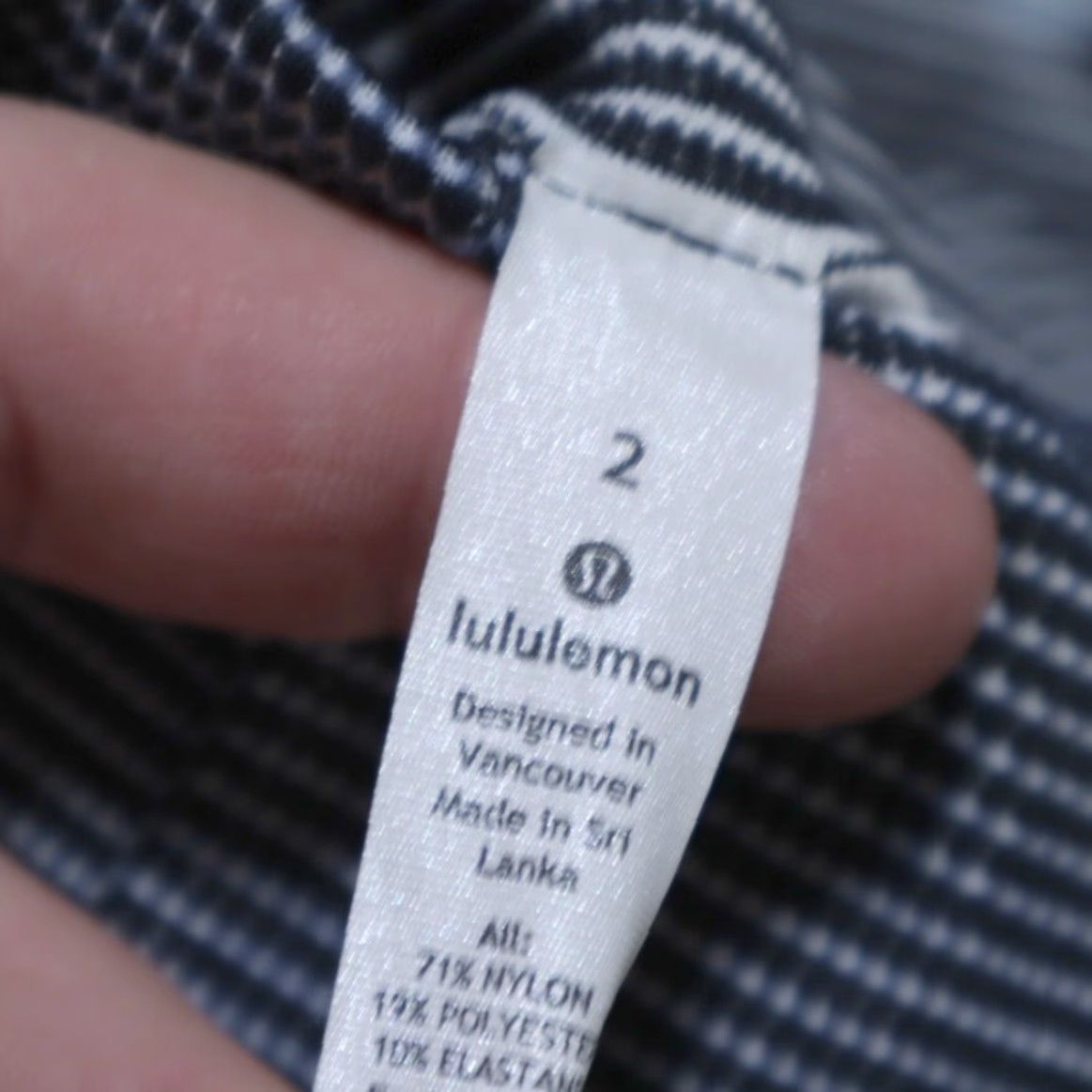 Lululemon Lululemon Leggings Women's 2 Blue Ombre Seamless HR Tie Dye Nylon Woven Slim fit Inseam 25in 18" Waist Training Activewear Pants Size 26" / US 2 / IT 38 - 5 Thumbnail