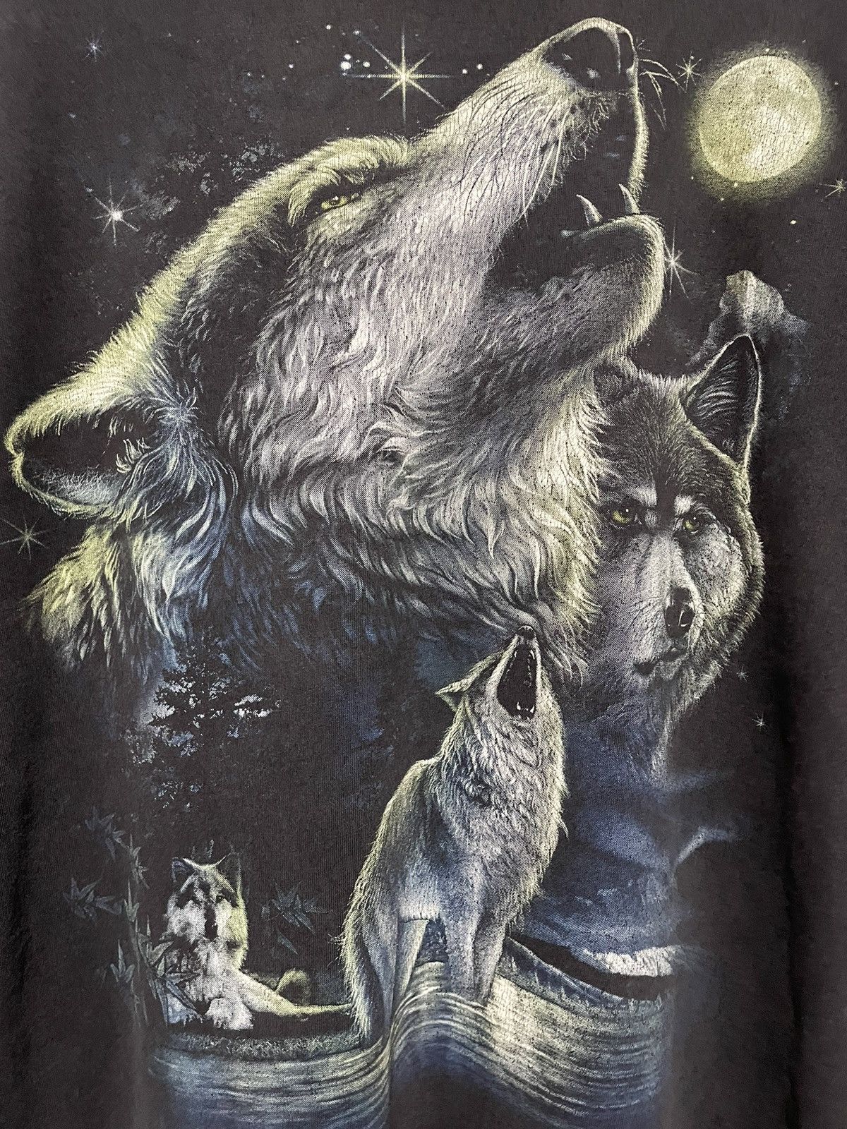 Vintage Vintage Y2K Wolf OVP Rock Chang Tee Size US M / EU 48-50 / 2 - 2 Thumbnail