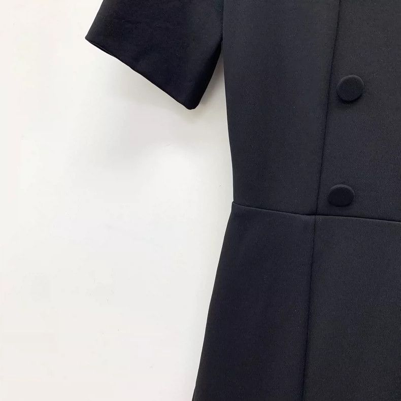 Gucci Gucci Black double-breasted round-neck short-sleeved dress Size XS / US 0-2 / IT 36-38 - 4 Thumbnail
