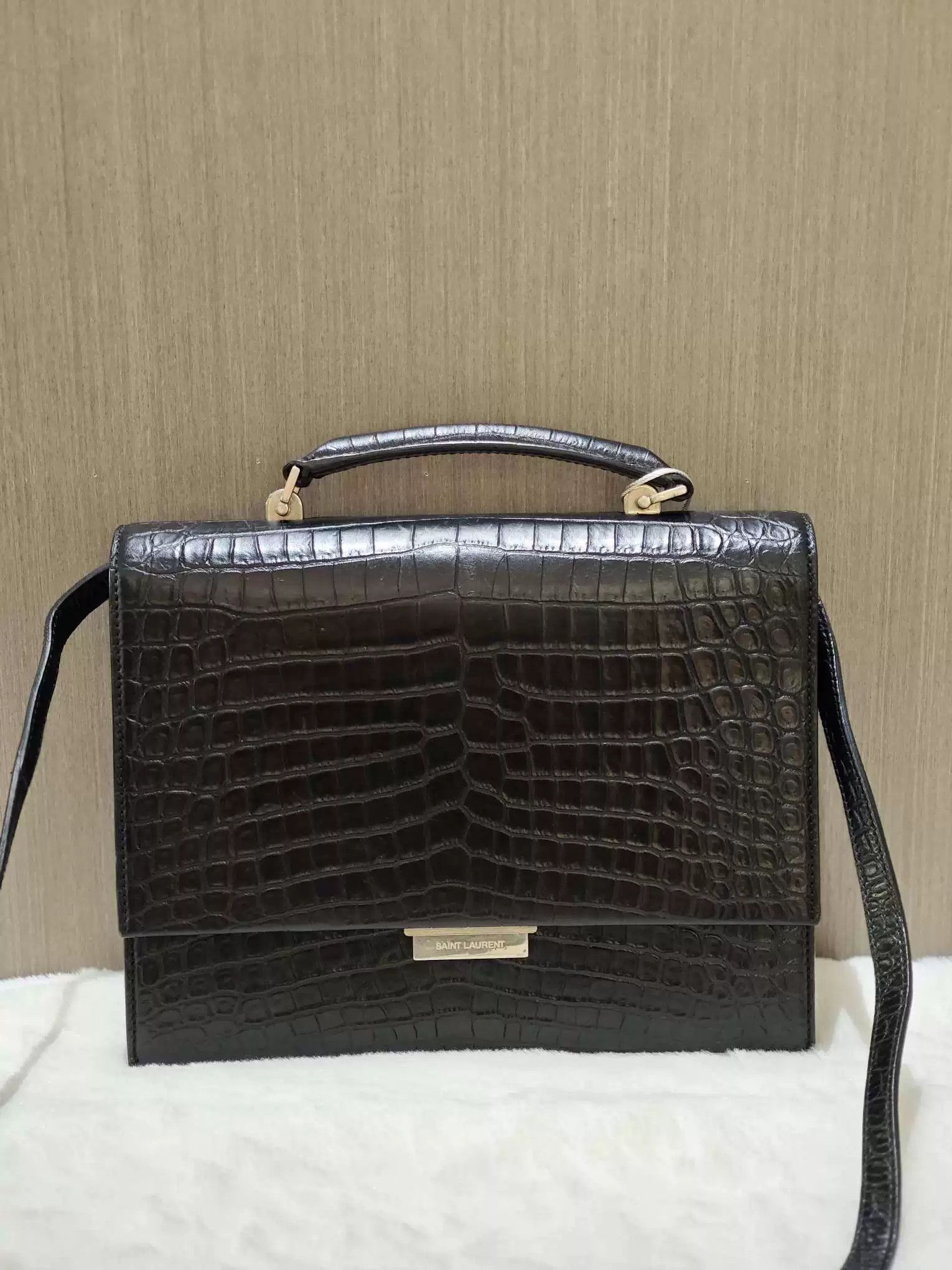 Saint Laurent Paris Pre-loved Bag Very good condition Size ONE SIZE - 1 Thumbnail
