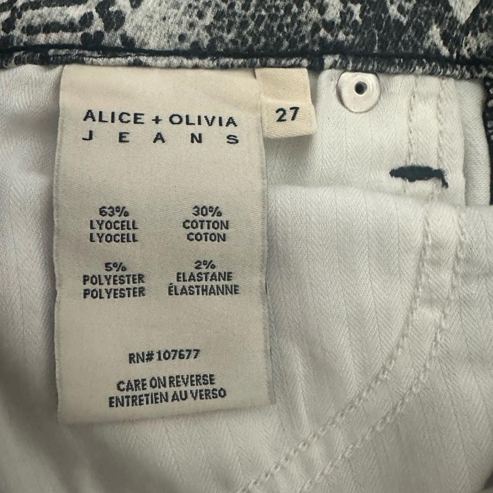 Designer Alice + Olivia Jeans Good High Rise Jeans Snake Print 27 Size 27" / US 4 / IT 40 - 8 Thumbnail