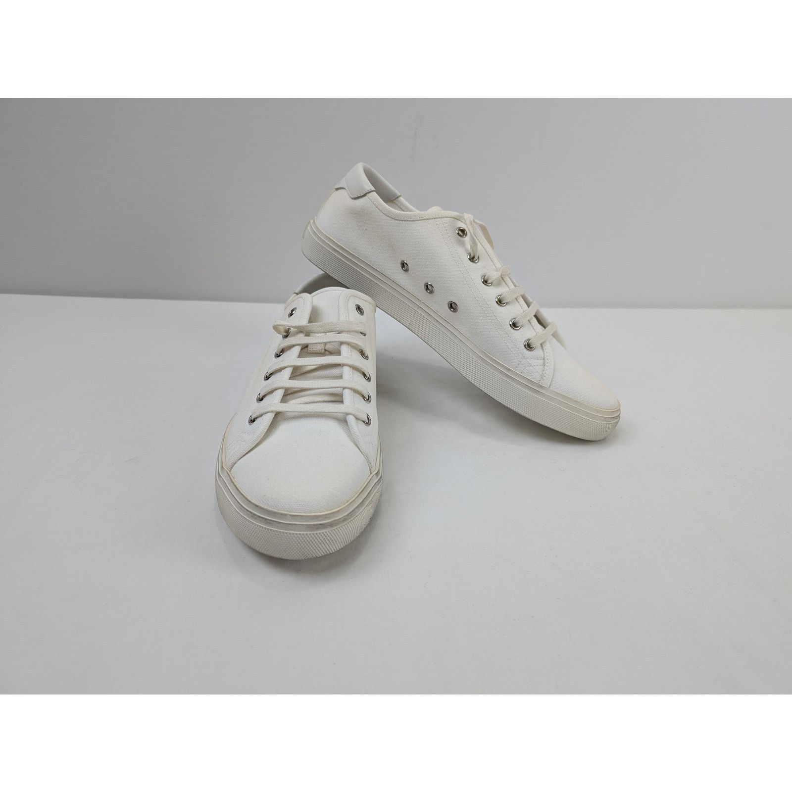 Saint Laurent Paris o1rshd1 Q:2 / Malibu L T Sneakers SL SIG in Blanc Size US 8 / EU 41 - 12 Thumbnail