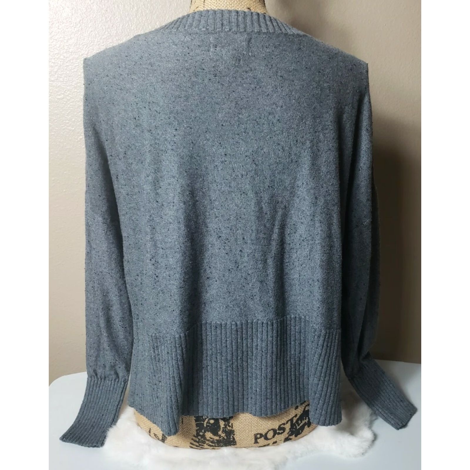 Loft VINTAGE Lou & Grey Loft Cropped Flecked Drop Shoulder Sweater-Size M Size M / US 6-8 / IT 42-44 - 4 Thumbnail