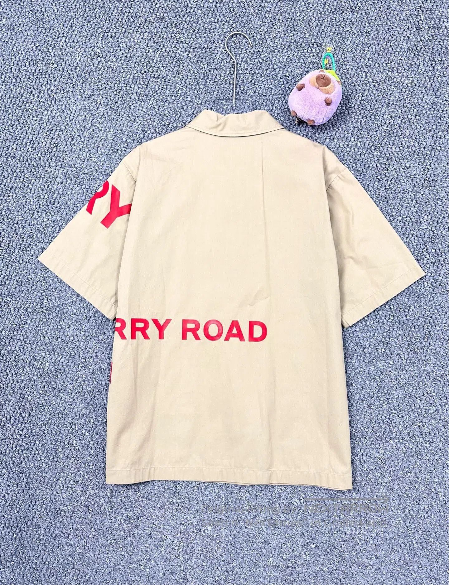 Burberry Burberry Beige Logo Short. Size XXS / US 00 / IT 34 - 2 Thumbnail
