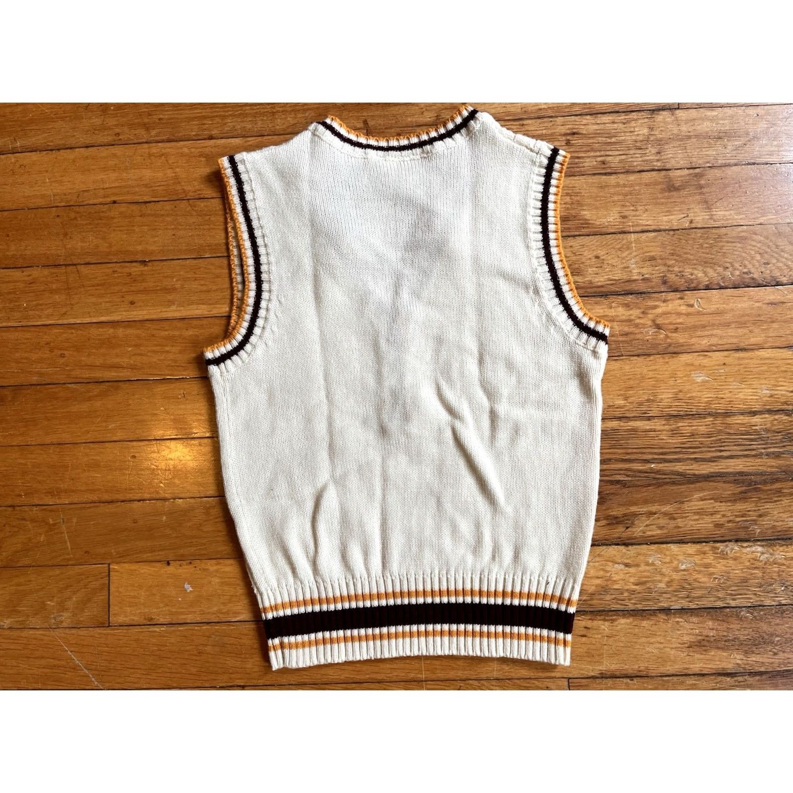 Vintage VINTAGE Bobbie Brooks Cableknit Sweater Vest Women’s S White Preppy 80s Sports Knit Pullover Vest Womens Size S / US 4 / IT 40 - 5 Thumbnail