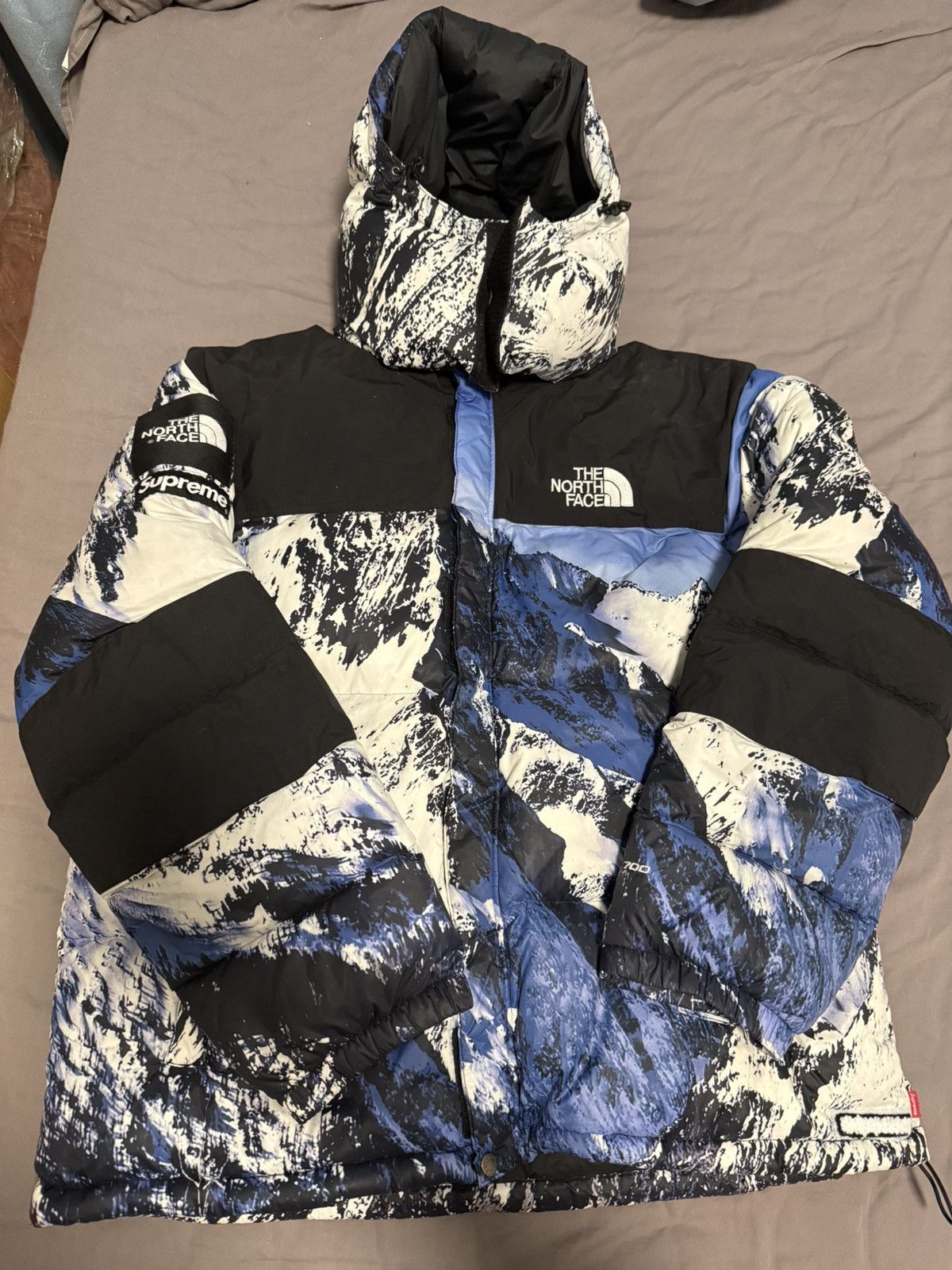 Supreme × The North Face Supreme The North Face Corduroy Mountain