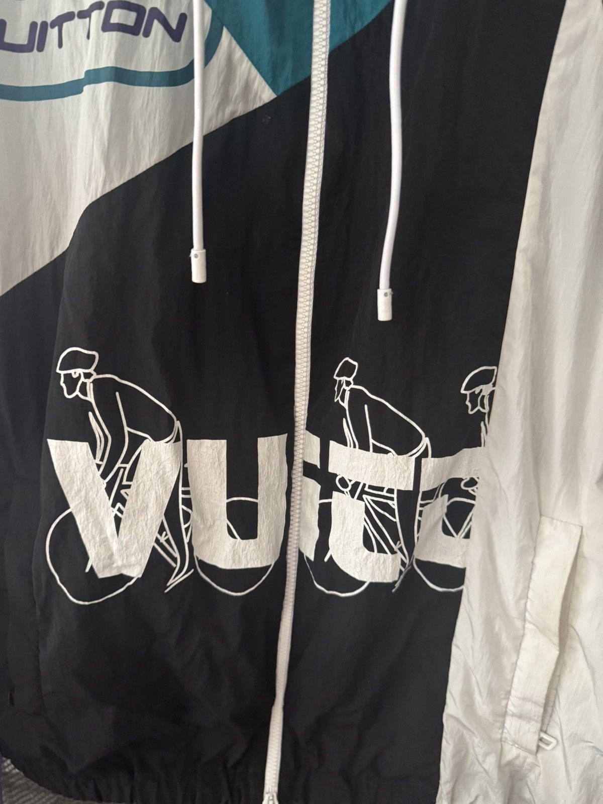 Louis Vuitton SS22 2054 Cycling Windbreaker Size US L / EU 52-54 / 3 - 5 Thumbnail