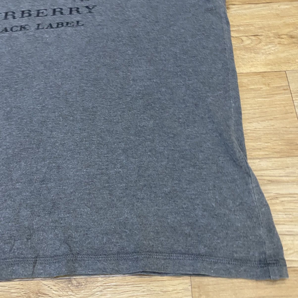 Burberry Burberry Black Label Big Logo Tshirt Size US S / EU 44-46 / 1 - 7 Thumbnail