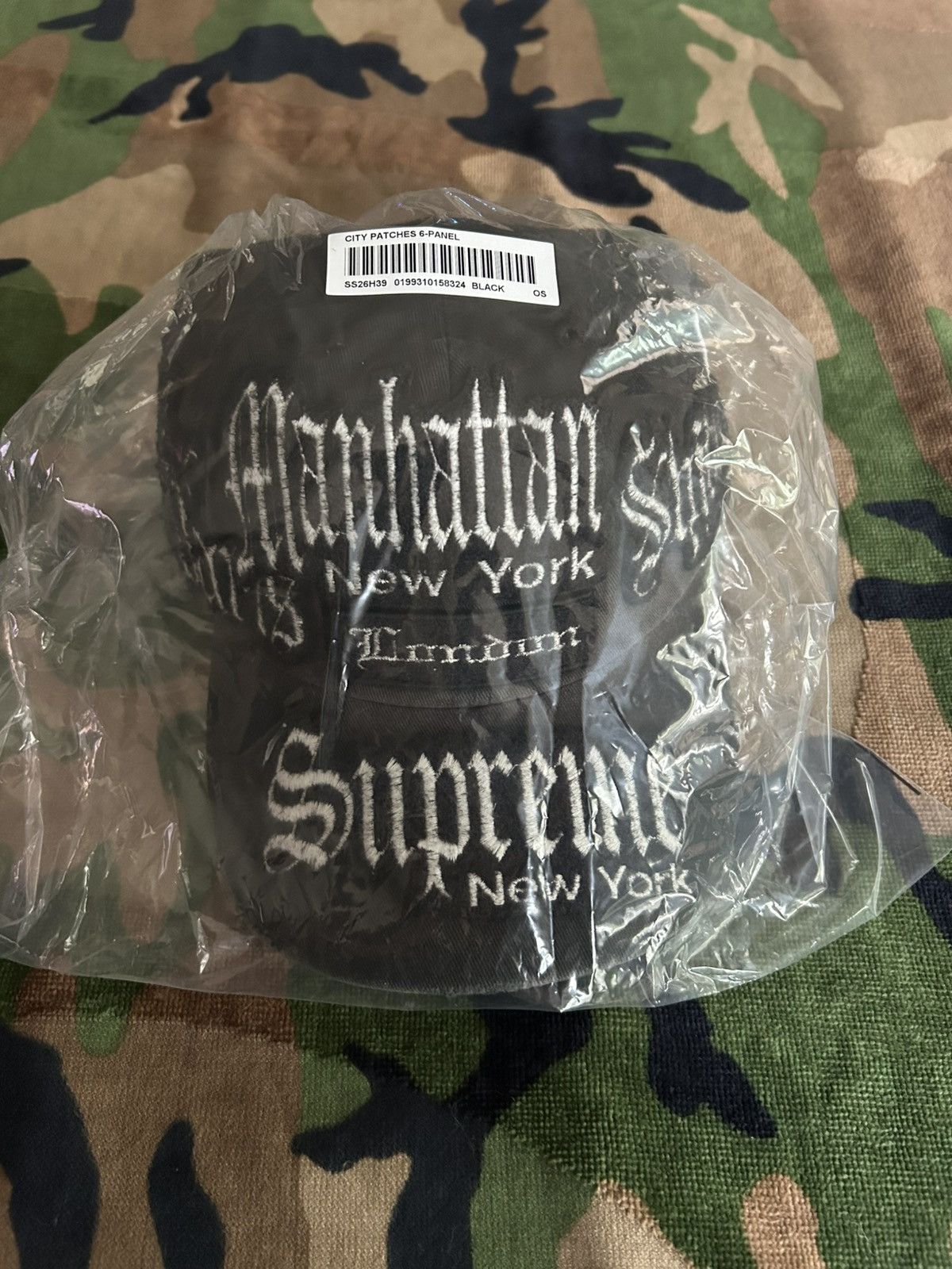 Supreme Supreme City Patches 6-Panel Black SS26 Size ONE SIZE - 5 Thumbnail