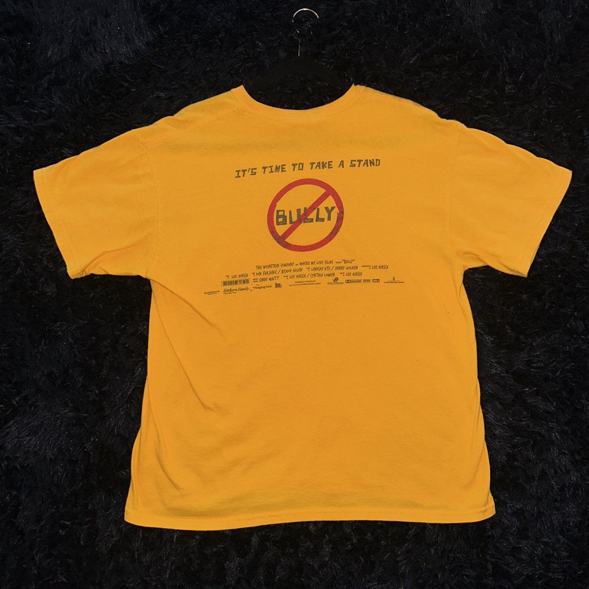 Gildan × Vintage Vintage Stop Bullying Shirt Yellow Size Large Size US L / EU 52-54 / 3 - 3 Thumbnail
