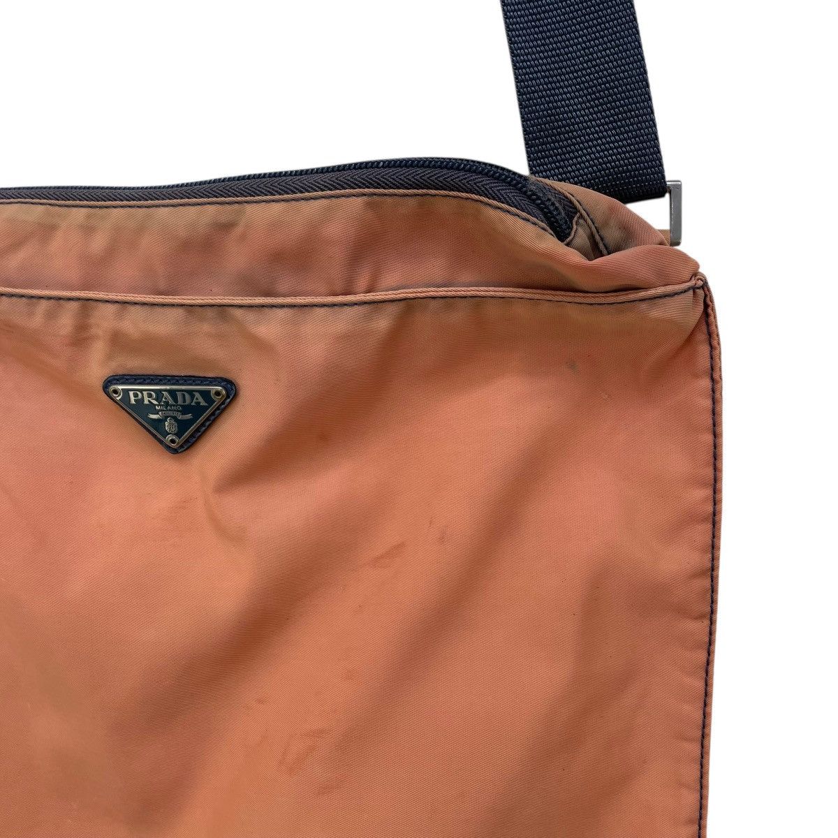 Prada 💥Vintage 90s Prada Nylon Bag Size ONE SIZE - 4 Thumbnail