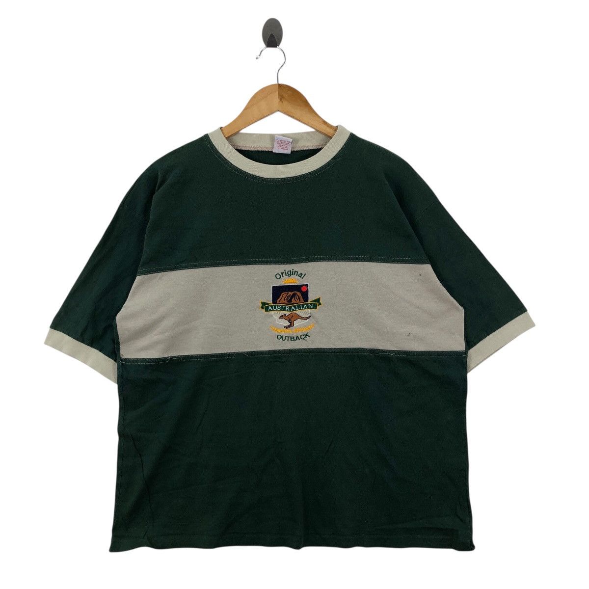 Vintage Vintage 90s Original Australian Outback T Shirt Embroidered Size US L / EU 52-54 / 3 - 1 Thumbnail