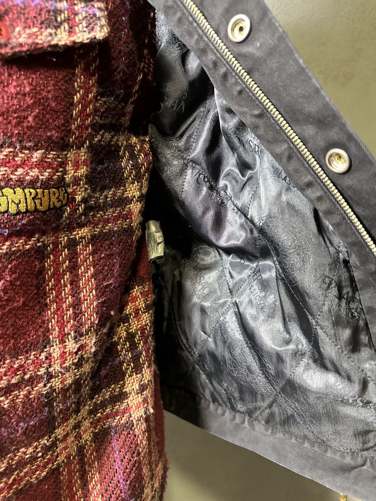 Versace × Vintage Vintage 90s Versace Classic V2 Black Trucker Jacket Size US L / EU 52-54 / 3 - 5 Thumbnail