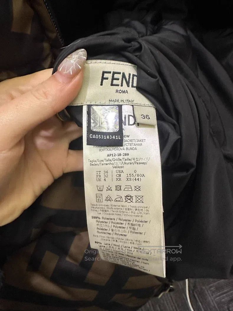 Fendi Fendi Brown printed down jacket, classic logo, hooded styl Size XXS / US 00 / IT 34 - 3 Thumbnail