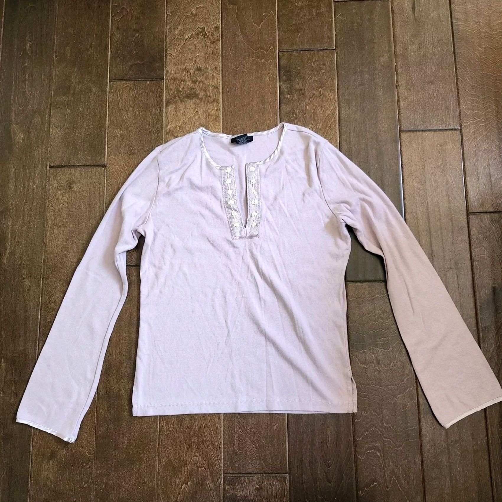 Vintage The Limited Women’s JUNIOR Purple V-Neck Long Sleeve T-Shirt M, Pullover, Casual/Party Size M / US 6-8 / IT 42-44 - 2 Thumbnail