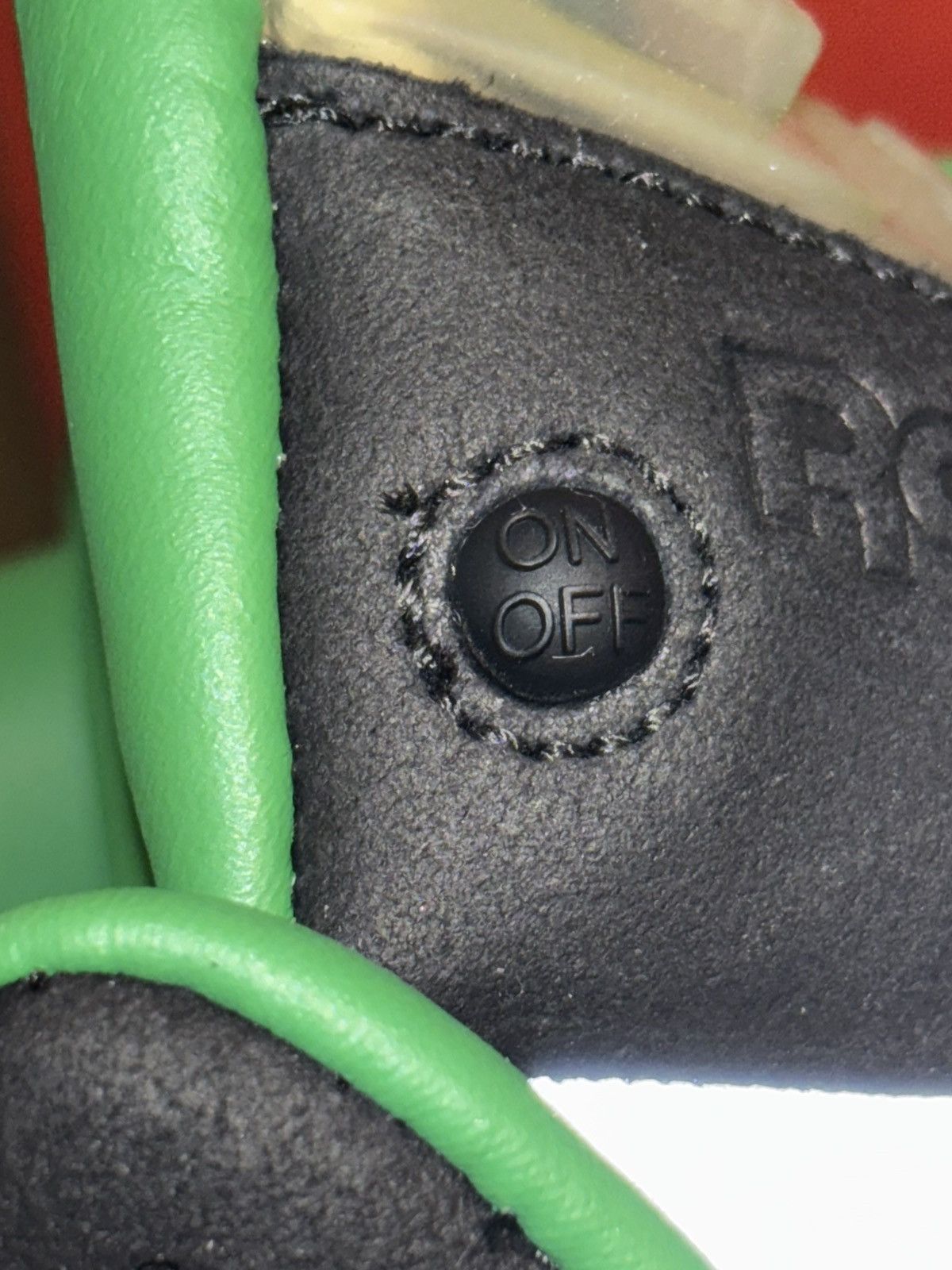 Reebok REEBOK PUMP OMNI ZONE LT SOLEBOX Size US 10 / EU 43 - 23 Thumbnail