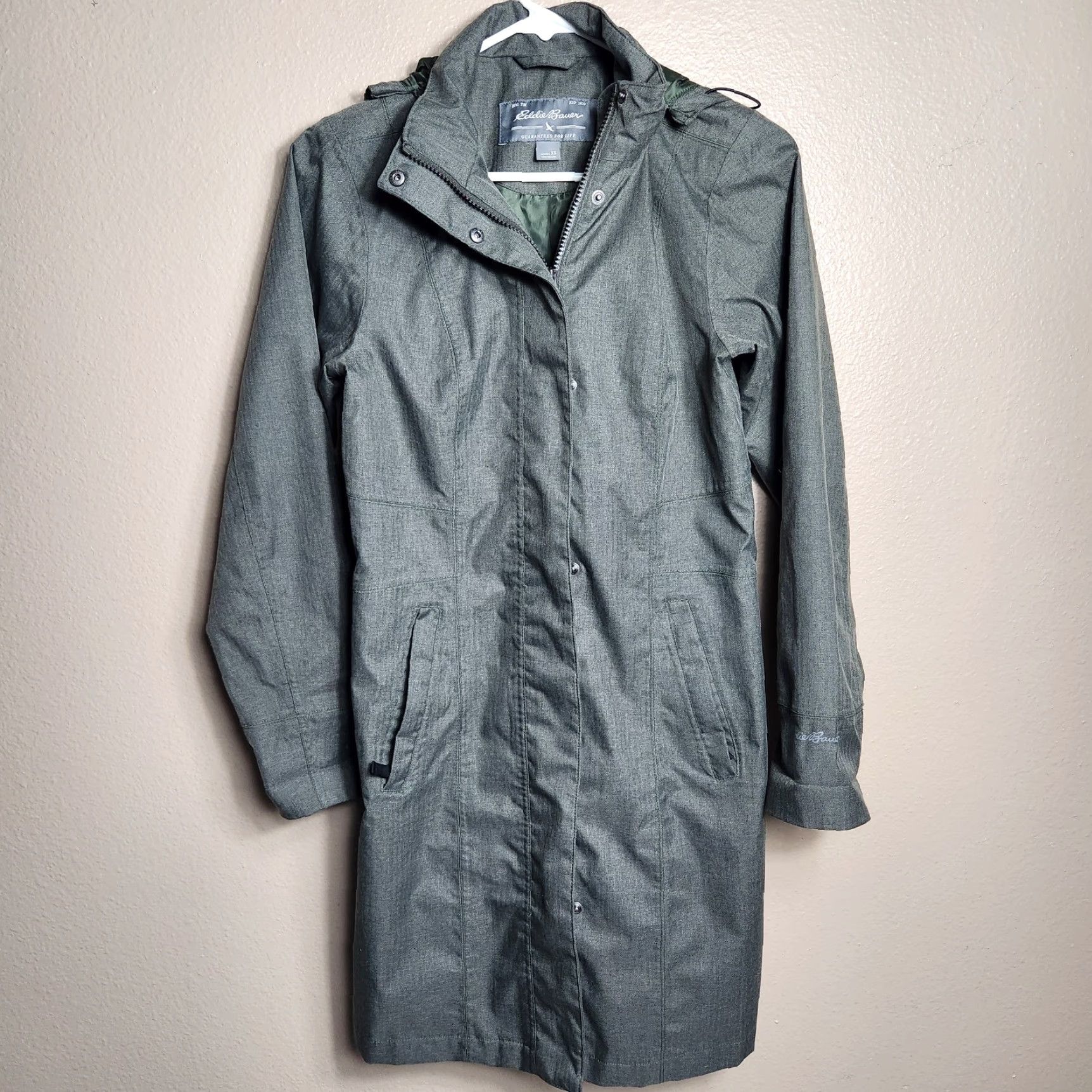Eddie Bauer Eddie Bauer Womens Green Girl on the Go Waterproof Trench Coat XS Coat Womens Green Girl on the Go Waterproof Trench Coat SAXS? Size XS / US 0-2 / IT 36-38 - 2 Thumbnail