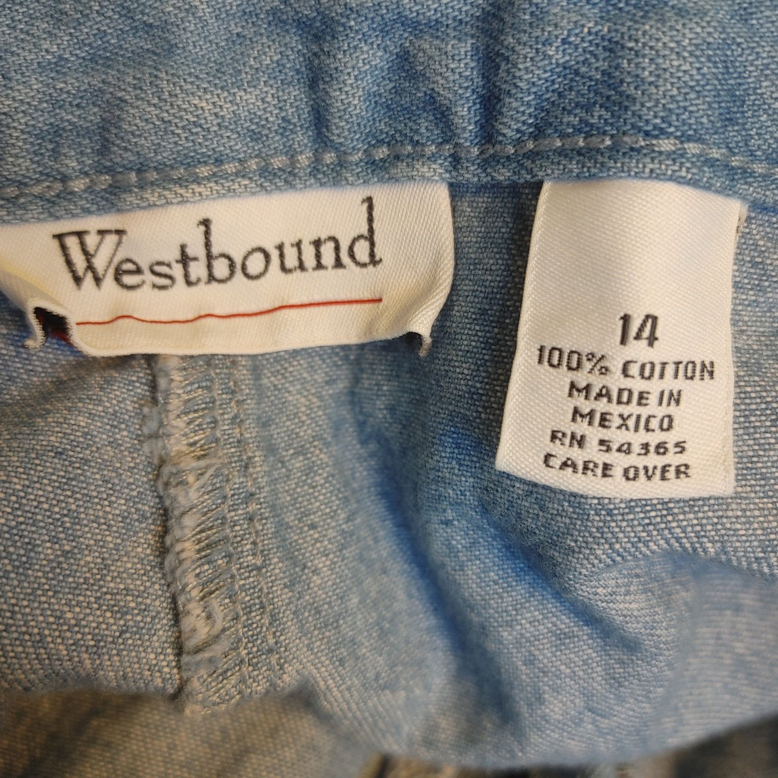Other Westbound Women's 14 Light Blue Washed Denim Jean Shorts Size 36" / US 14 / IT 50 - 3 Thumbnail