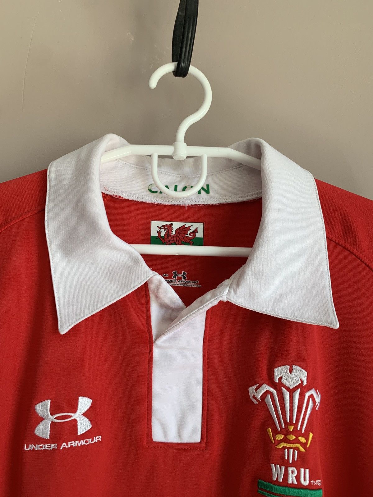 Under Armour Wales 2008 Home Rugby Union Shirt Under Armour Jersey Sz M Size US M / EU 48-50 / 2 - 5 Thumbnail