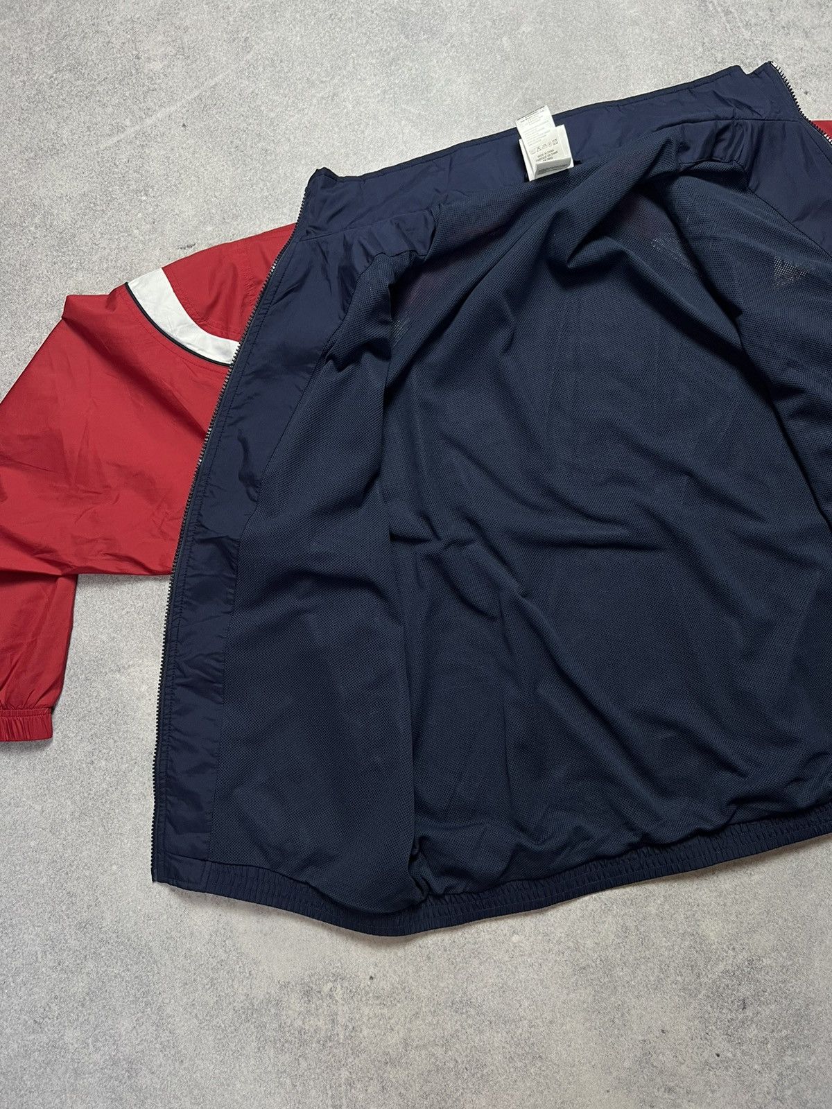 Vintage Vintage 90s Retro Adidas Nylon Track Y2K Jacket Size US M / EU 48-50 / 2 - 6 Thumbnail