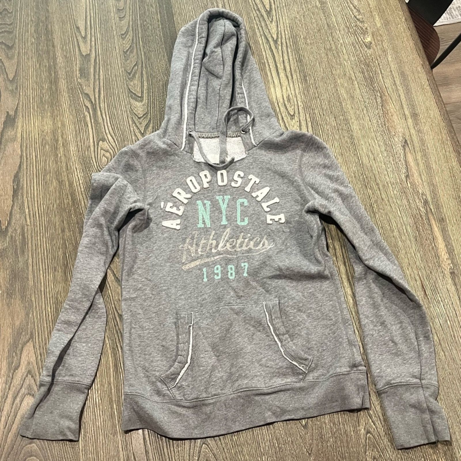 Aeropostale Aeropostale Sweatshirt Hoodie Logo Pocket Front Size M Size M / US 6-8 / IT 42-44 - 1 Thumbnail