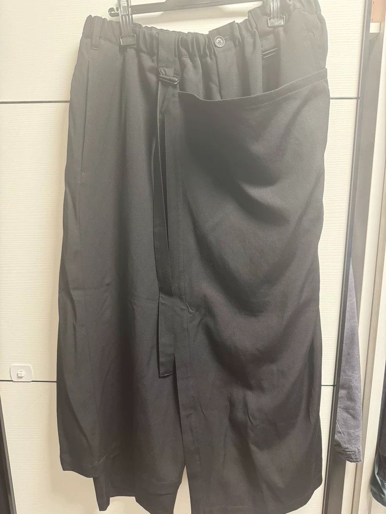 Yohji Yamamoto Yohji Yamamoto size 3 Black wool culottes pants 2506-Nexta Size US 30 / EU 46 - 1 Thumbnail