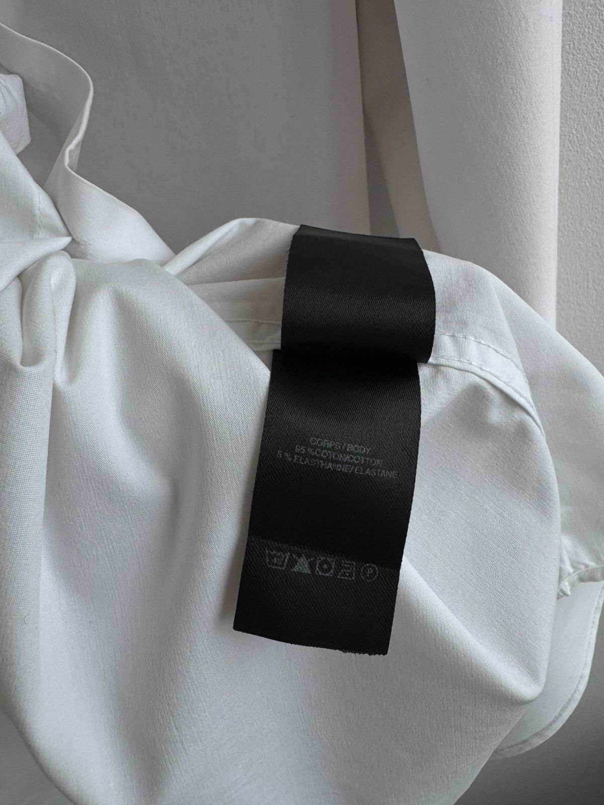 Balmain Balmain Paris White Button Up Shirt T Shirt Tee Big Logo Size US M / EU 48-50 / 2 - 13 Thumbnail