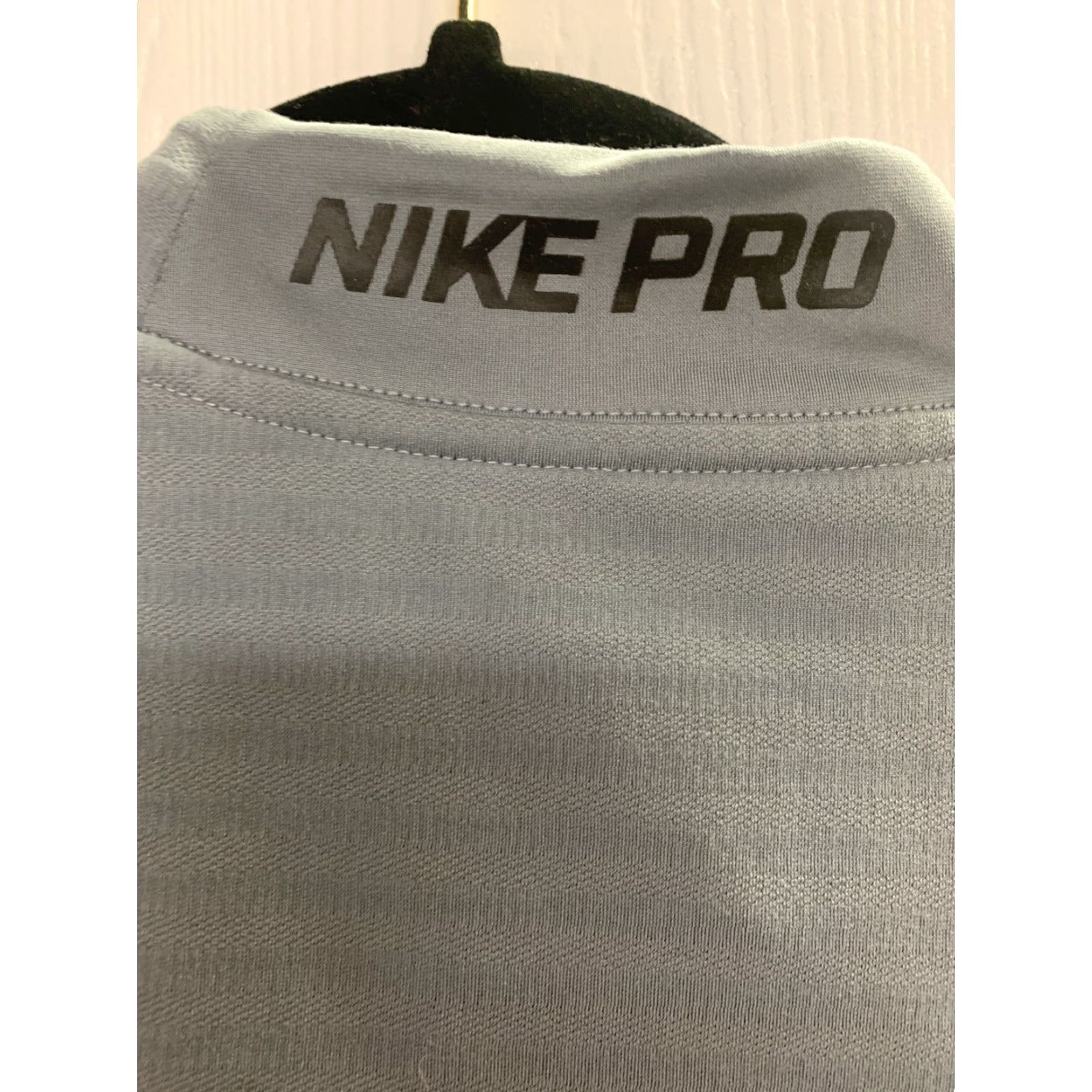 Nike Nike Pro Warm Long Sleeve Top 1/4 Zip Gray L Mens 725033-065 Size US L / EU 52-54 / 3 - 6 Thumbnail