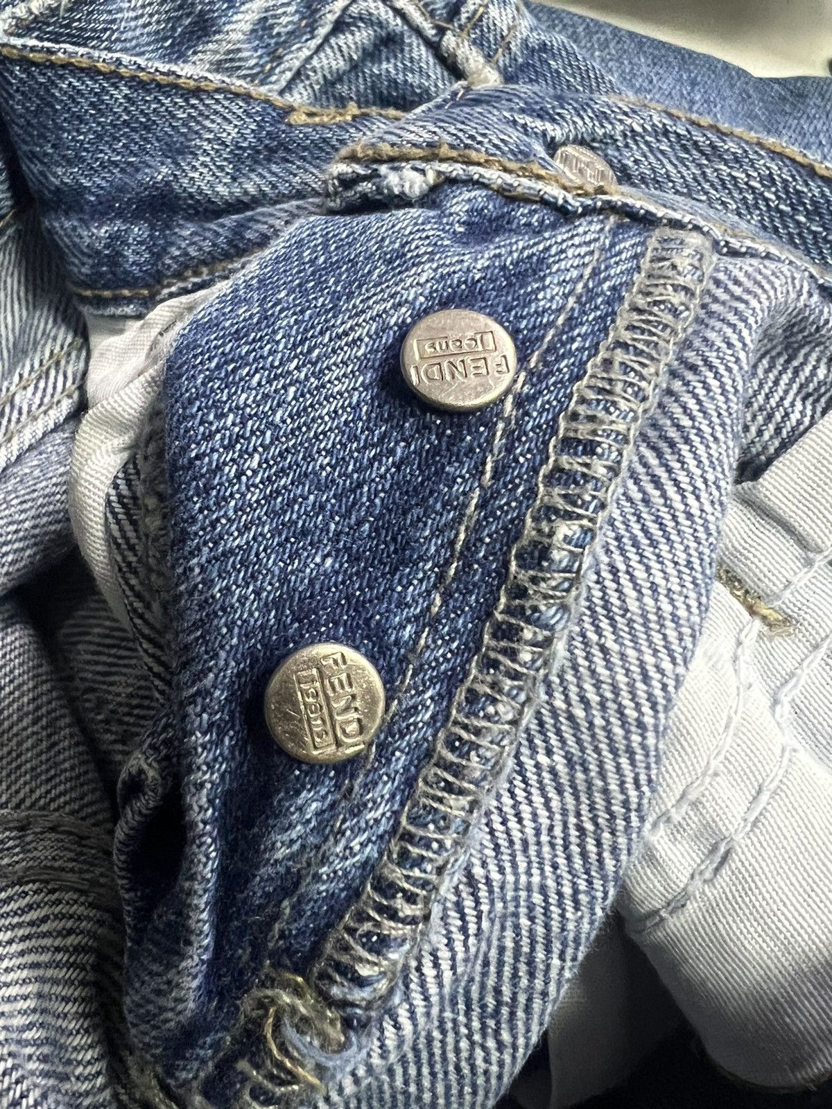 Fendi Vintage Fendi jeans bootcut washed denim 80s Size 27" / US 4 / IT 40 - 11 Thumbnail