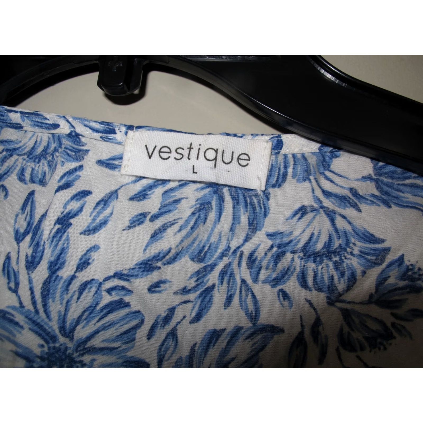 Vintage Vestique Crop Top Women's L Blue White Floral 100% Cotton Puff Sleeve Tie Front Shirt Cropped Blouse Vintage No N/A Size L / US 10 / IT 46 - 3 Thumbnail