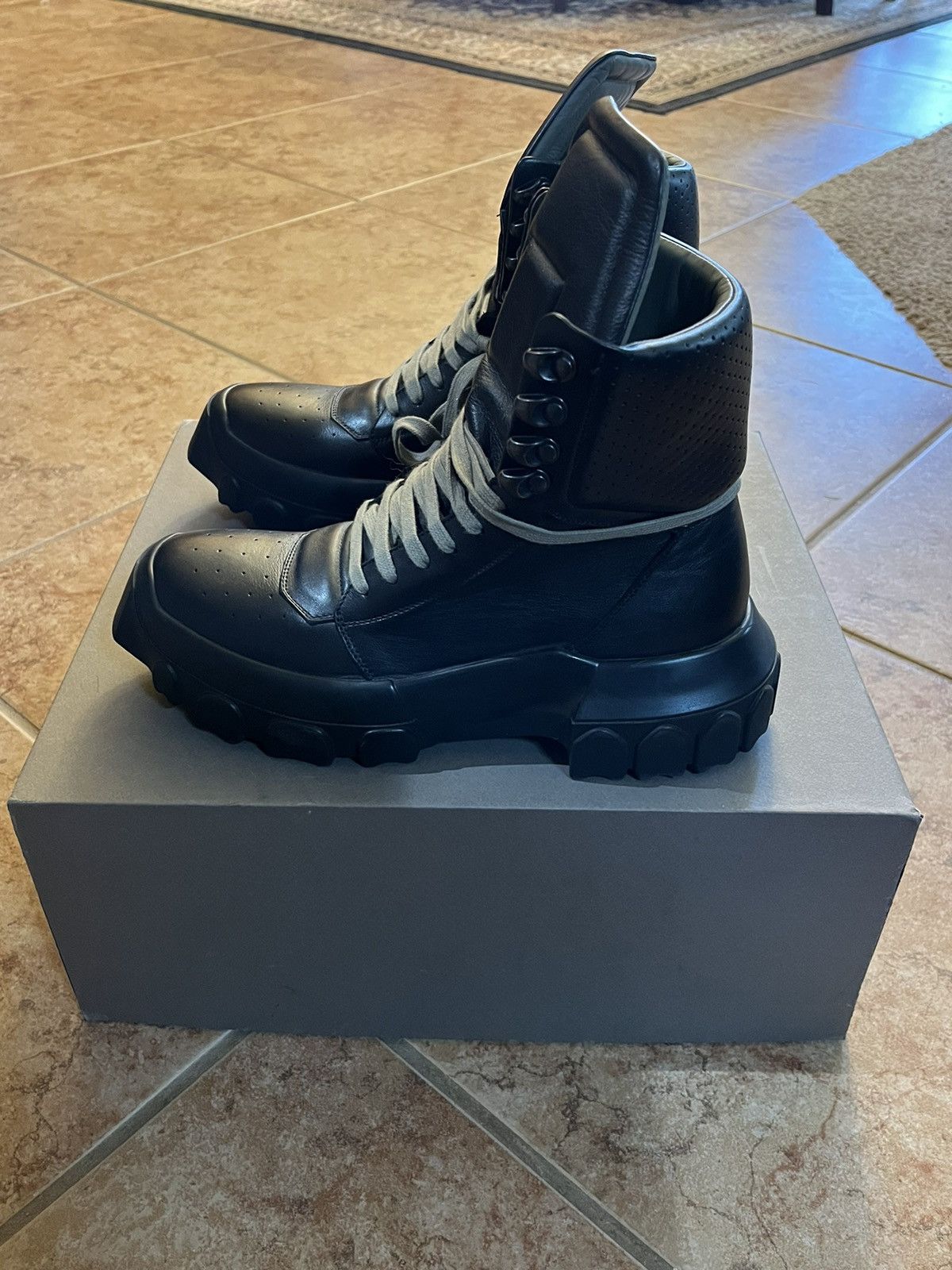 Rick Owens rick owen mainline tractor dunk boot Size US 6 / EU 39 - 5 Thumbnail