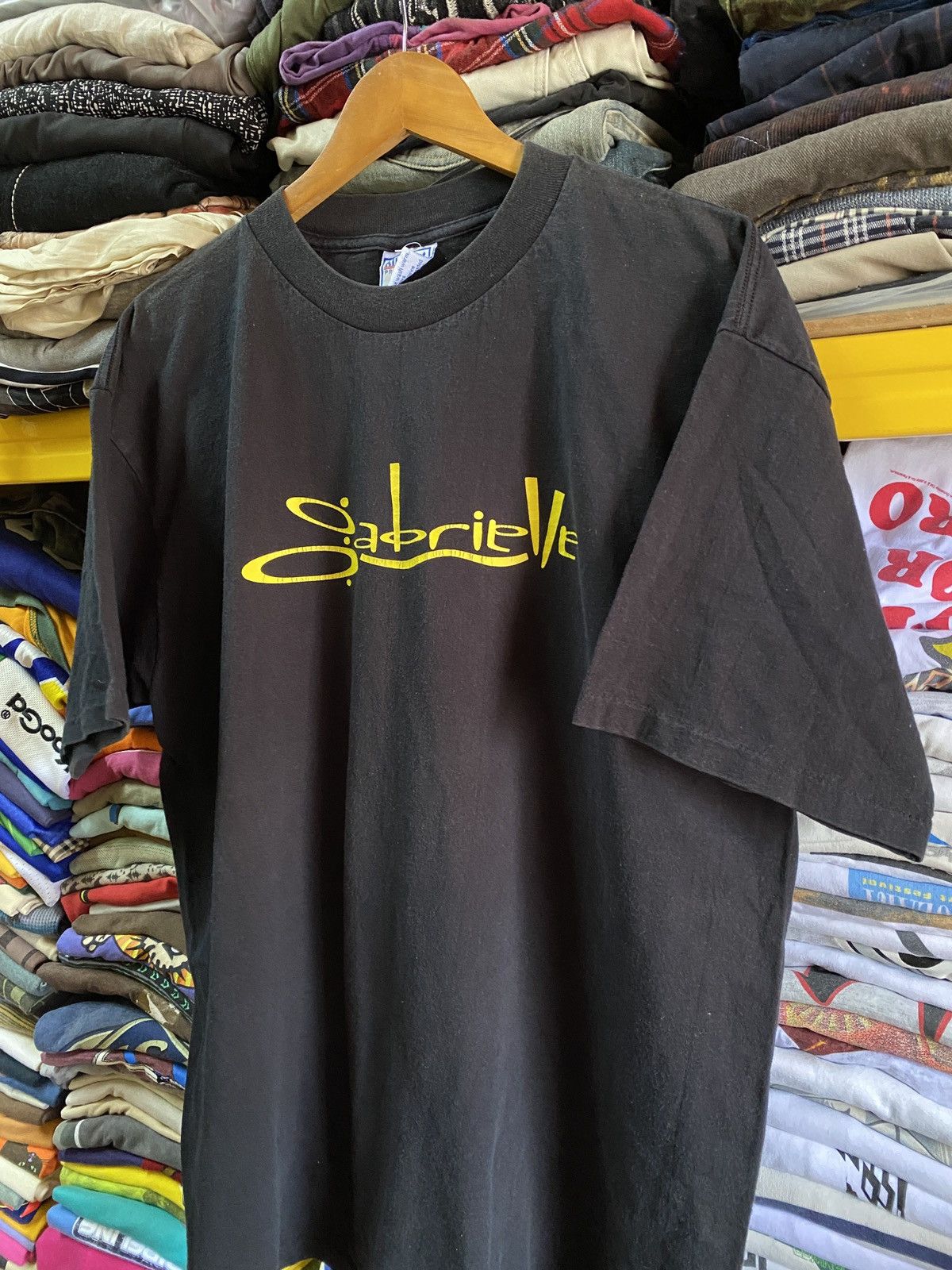 Band Tees × Vintage Vintage 90s Gabrielle R&B POP Soul Europe Queen Artist Size US XL / EU 56 / 4 - 2 Thumbnail