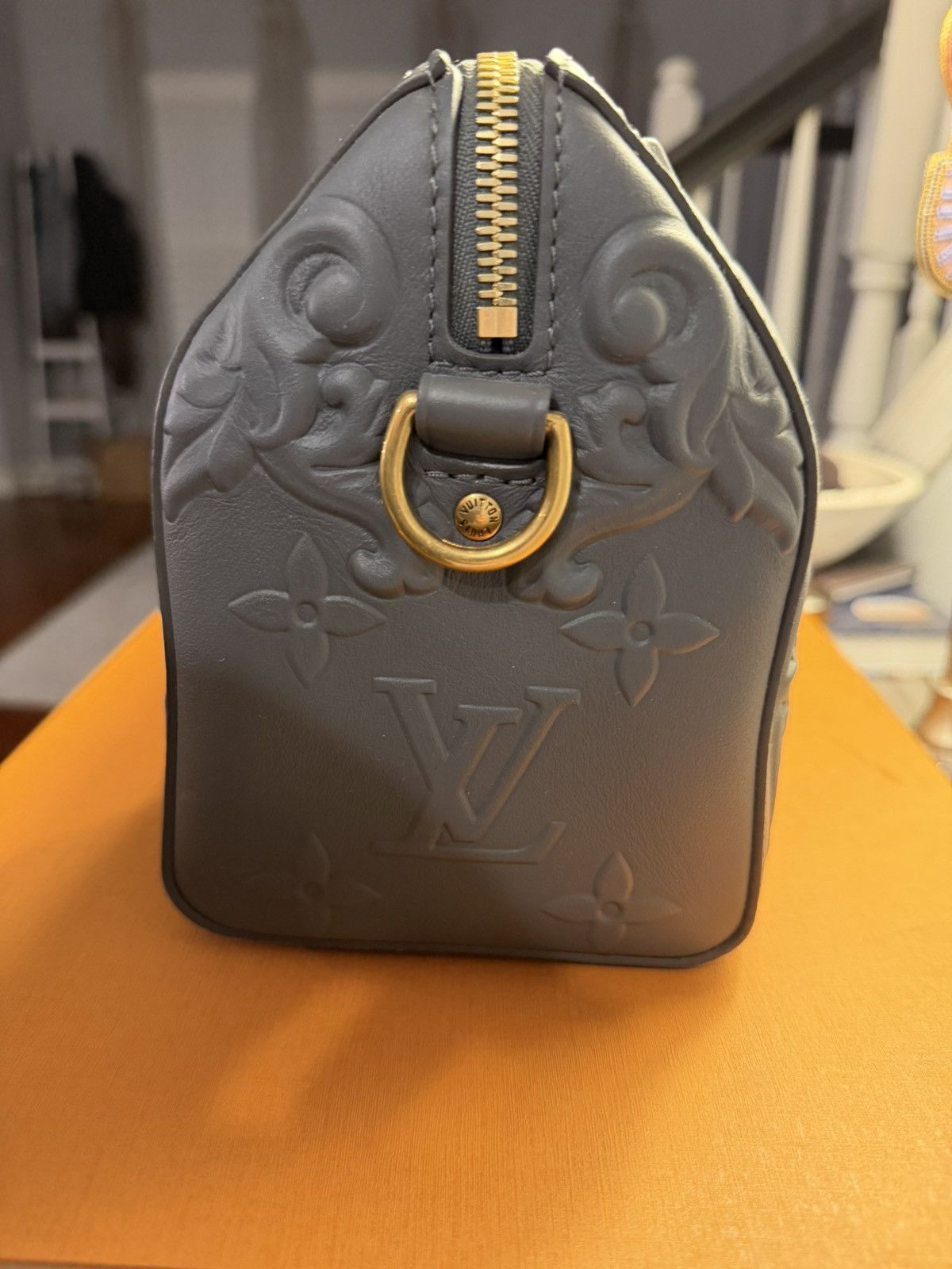 Louis Vuitton Louis Vuitton City Keepall Size ONE SIZE - 6 Thumbnail