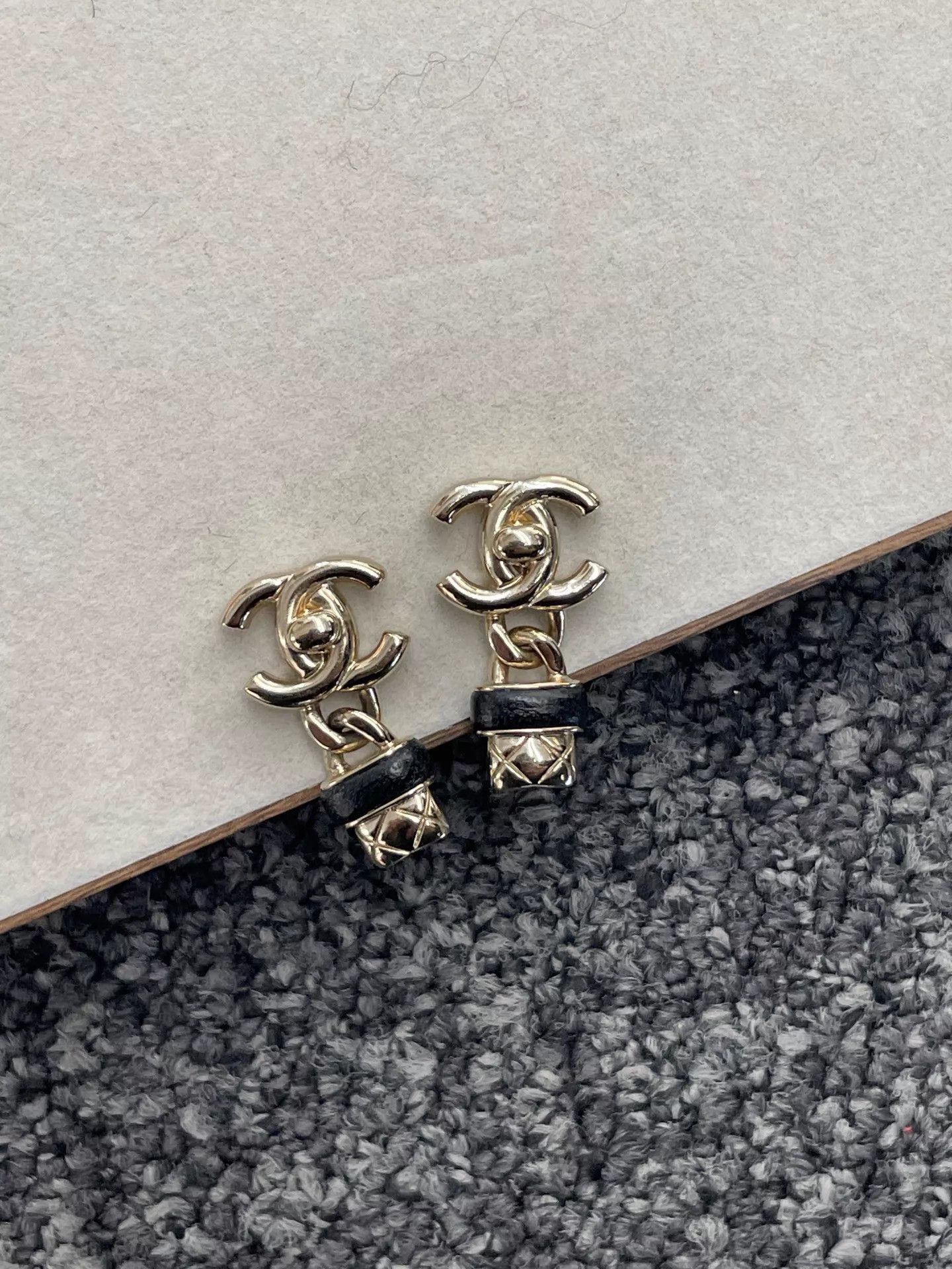 Chanel Chanel Earrings Size ONE SIZE - 3 Thumbnail