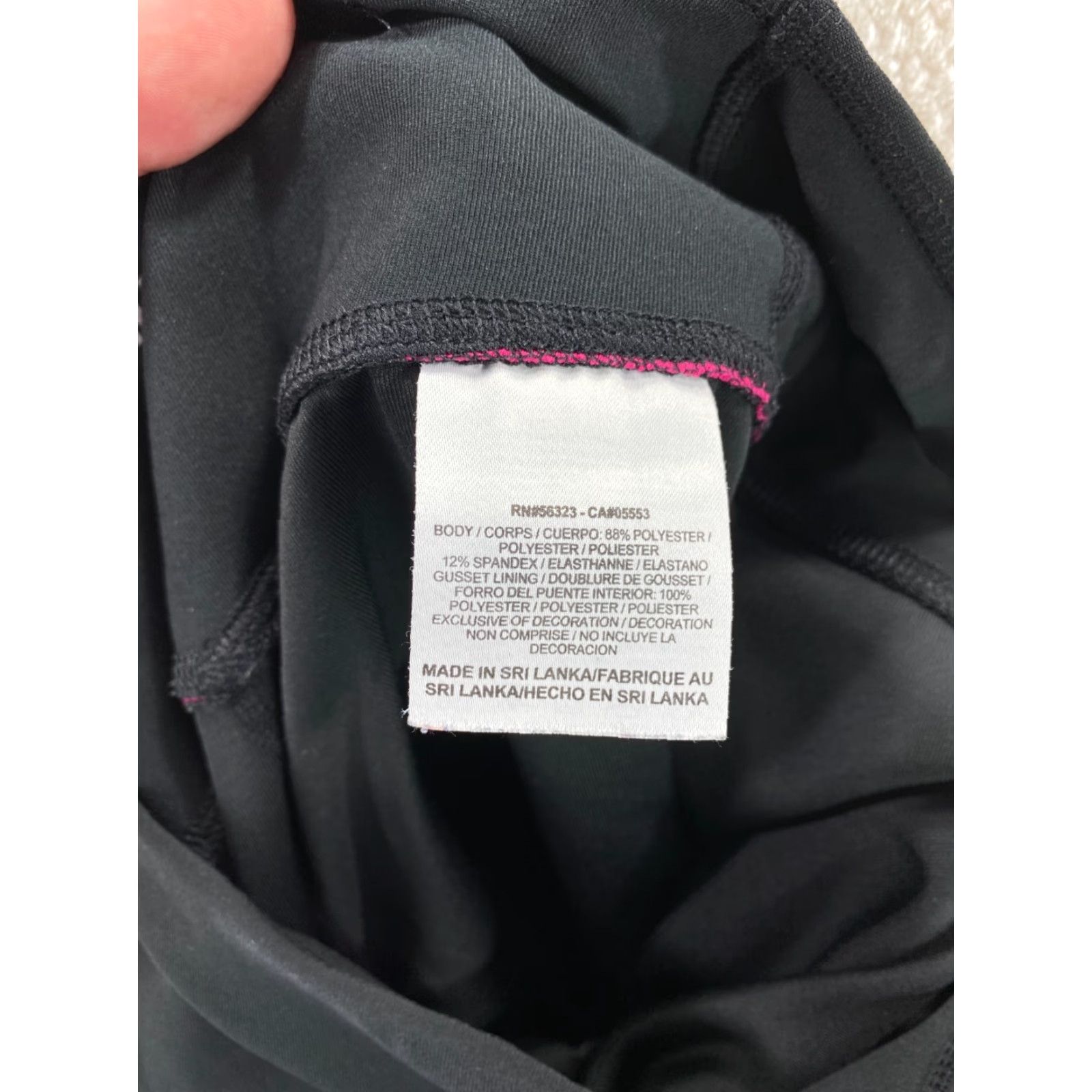 Nike Nike Dri-Fit Leggings Womens Small Black Pink Athletic Capris Yoga Swoosh Size 28" / US 6 / IT 42 - 8 Thumbnail