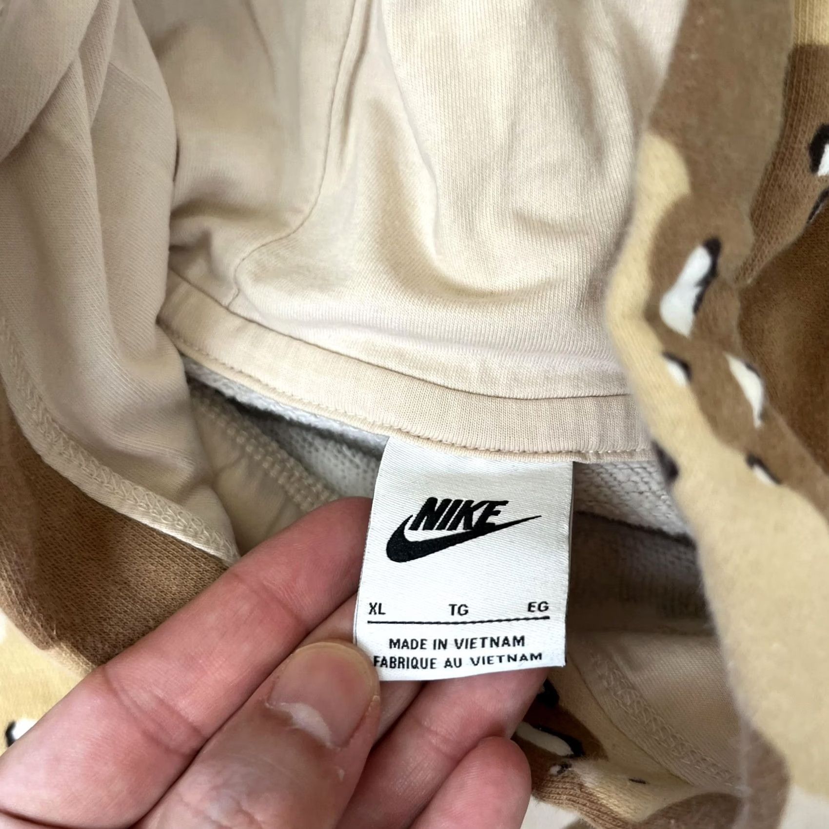 Nike Nike Hoodie Womens XL Beige Desert Camo Cropped Fleece Pullover Hoodie Crew Neck Relaxed Oversized Casual Logo Swoosh Mens? Womens Size XL / US 12-14 / IT 48-50 - 6 Thumbnail