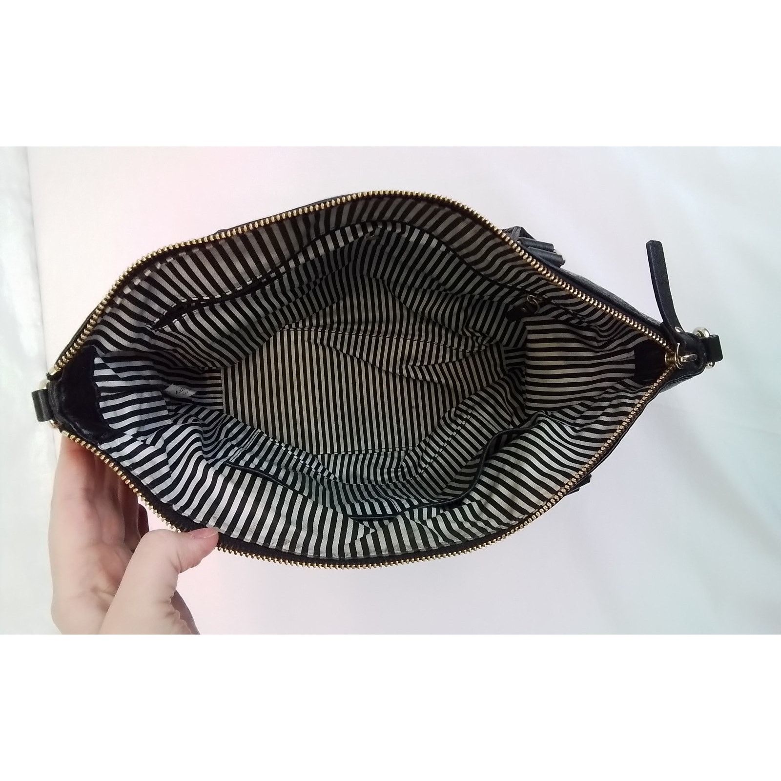 Kate Spade Kate Spade Leather Handbag Purse Black Gold Top Handle Size ONE SIZE - 12 Thumbnail