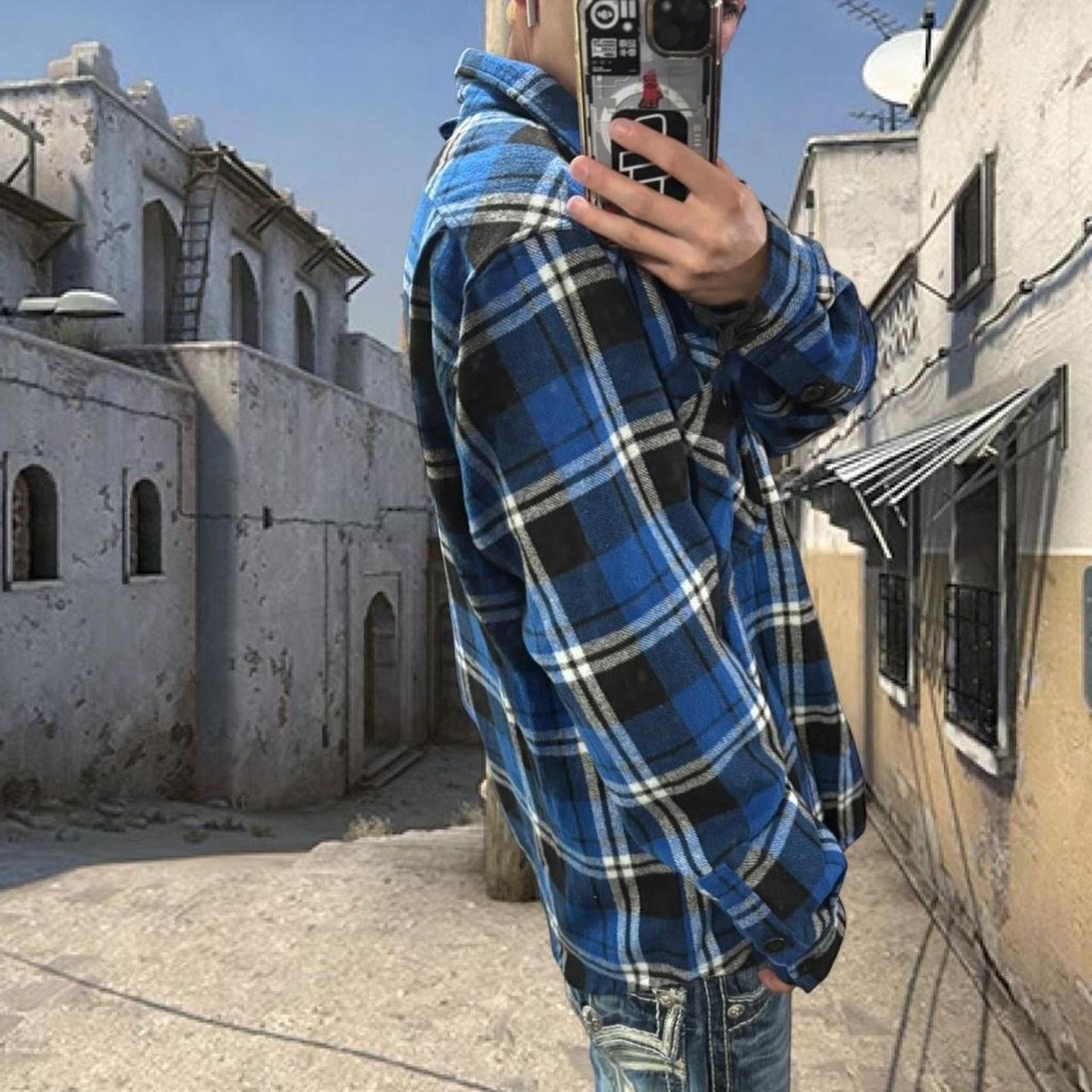Forever 21 Thick baggy blue and white Flannel Size US L / EU 52-54 / 3 - 2 Thumbnail