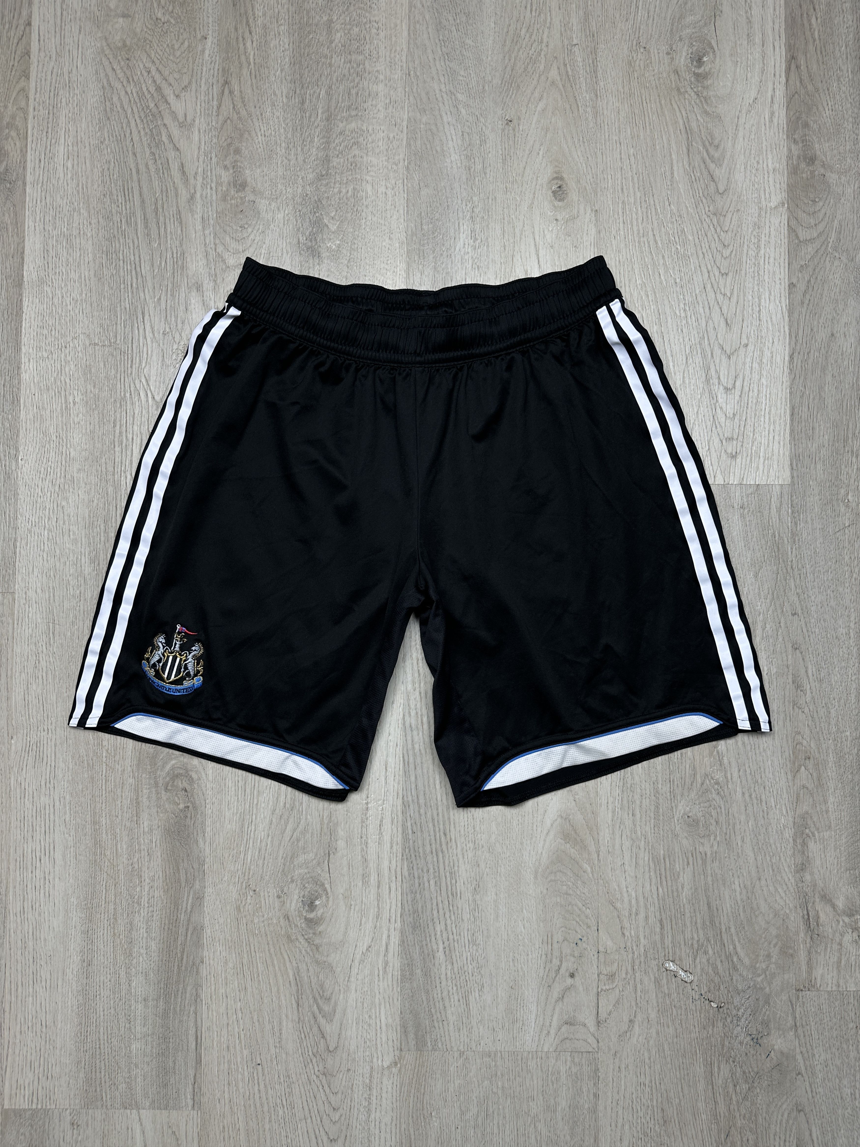 Adidas Newcastle United Adidas Mens Football Soccer Shorts Size US 34 / EU 50 - 1 Thumbnail
