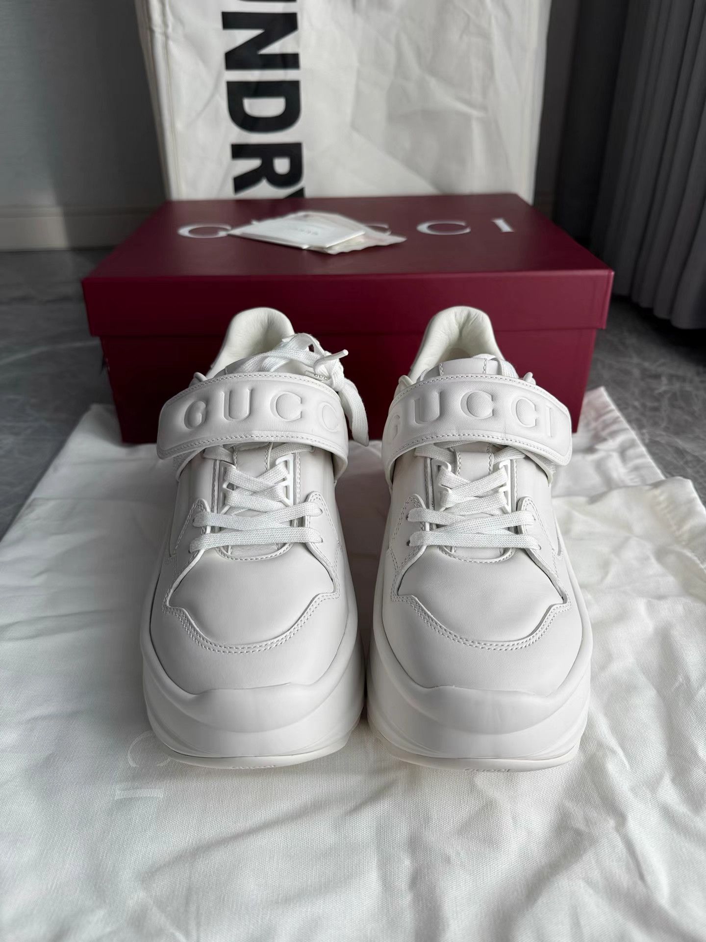 Gucci Gucci Platform Velcro Dad Sneakers K6 Size US 7.5 / IT 37.5 - 2 Thumbnail