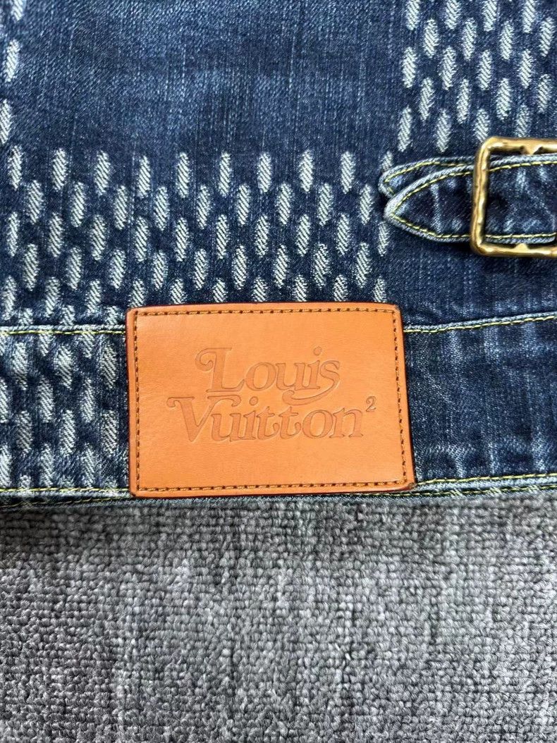 Louis Vuitton LOUIS VUITTON Blue full Logo denim jacket 2501-Nextarrow Size US S / EU 44-46 / 1 - 7 Thumbnail
