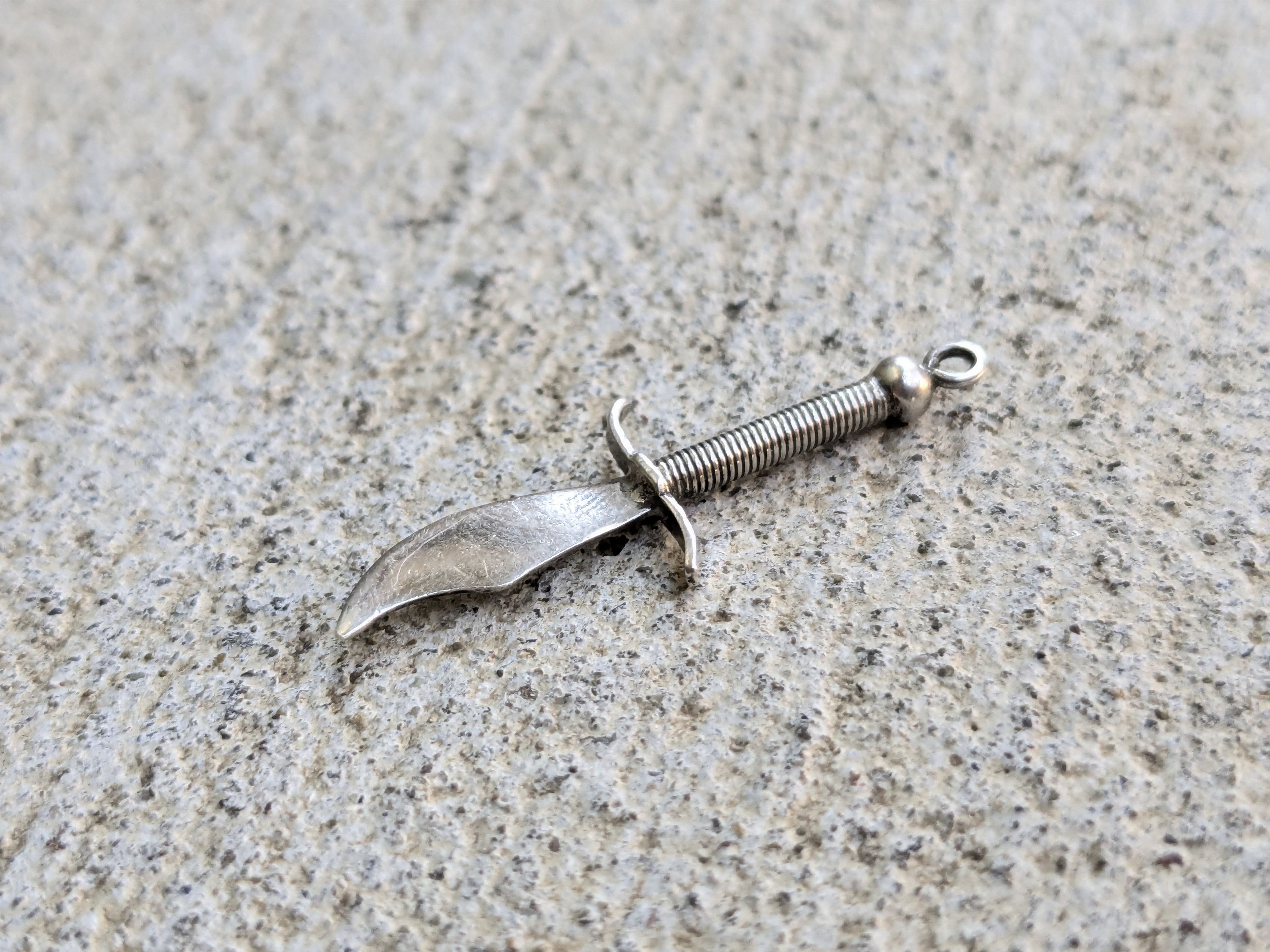 Jewelry Vintage Sterling Silver Dagger Knife Charm Pendant Size ONE SIZE - 5 Thumbnail