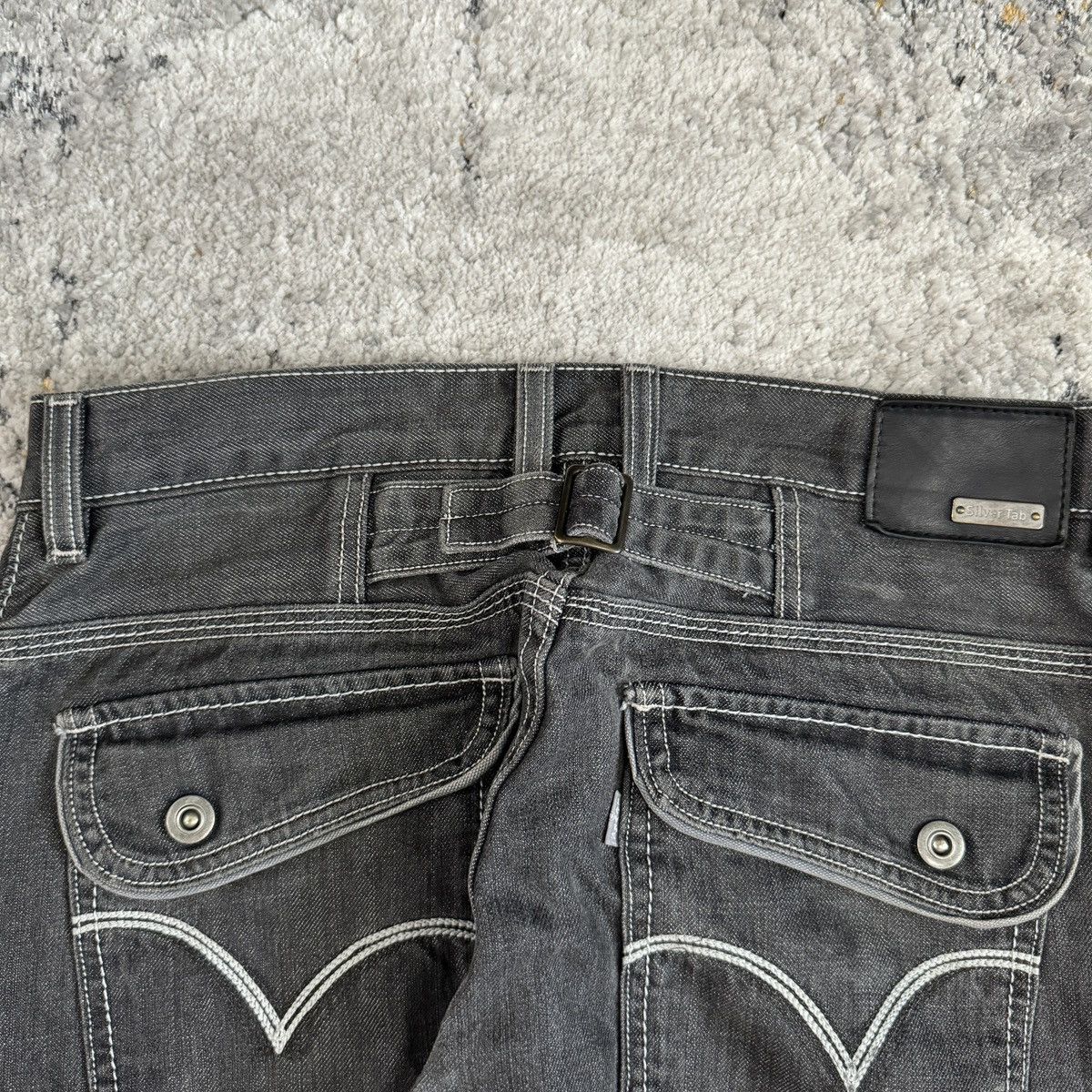 Levi's × StraightFaded × Vintage Rare Vintage Levi’s Silvertab black buckle back faded jeans Size US 32 / EU 48 - 3 Thumbnail