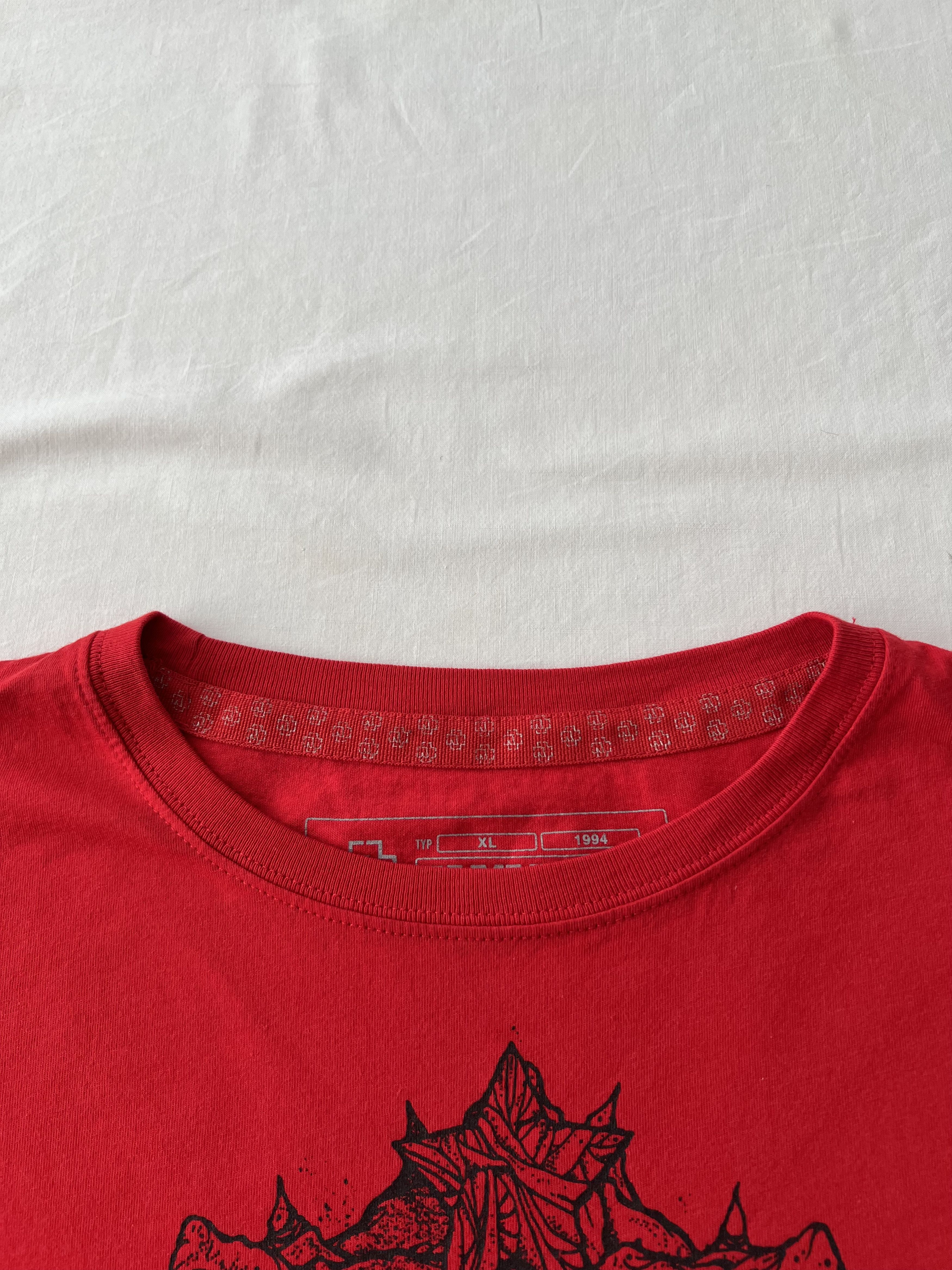 Band Tees Rammstein XXI Industrial Metal Band Red T-shirt Size US XL / EU 56 / 4 - 7 Thumbnail