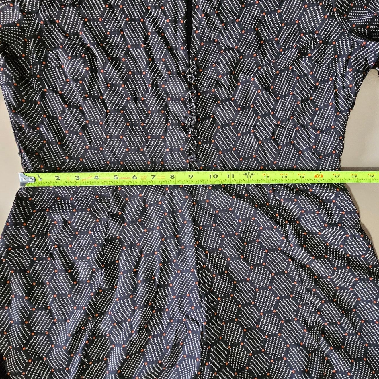 Anthropologie Anthropologie harlyn Honeycomb Long Sleeve Shorts Romper L Size 32" / US 10 / IT 46 - 11 Thumbnail
