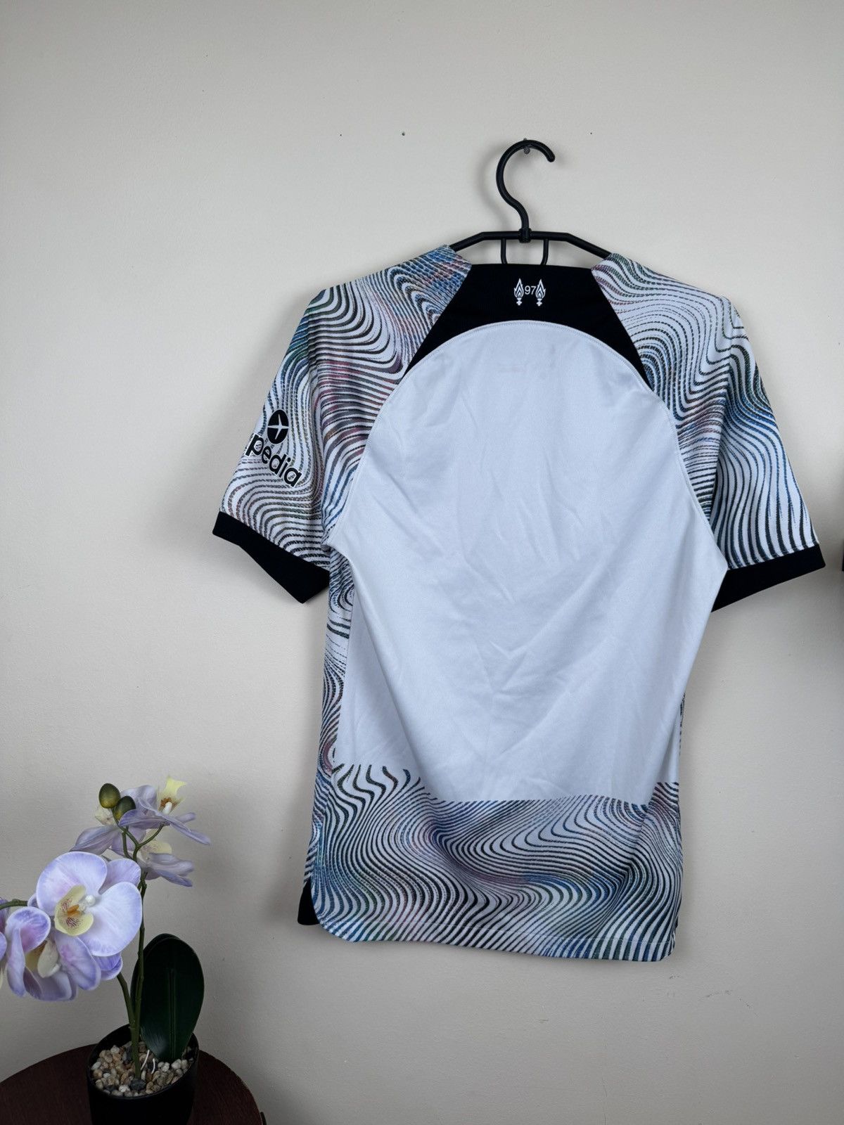 Nike Nike Liverpool Jersey 2022 2023 Away S Football Shirt Soccer Size US S / EU 44-46 / 1 - 13 Thumbnail