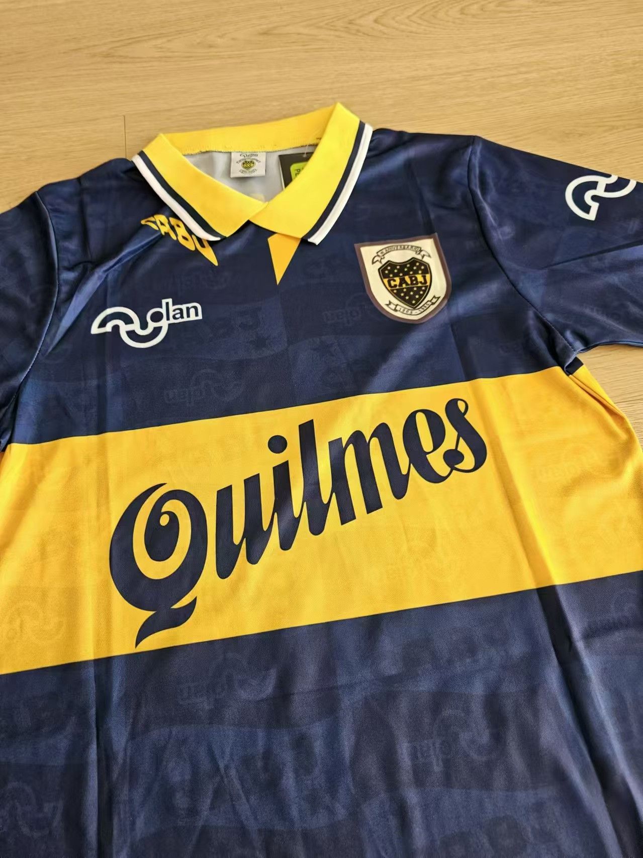 Other 1995 1996 Boca Juniors #10 Maradona Jersey Size US M / EU 48-50 / 2 - 3 Thumbnail