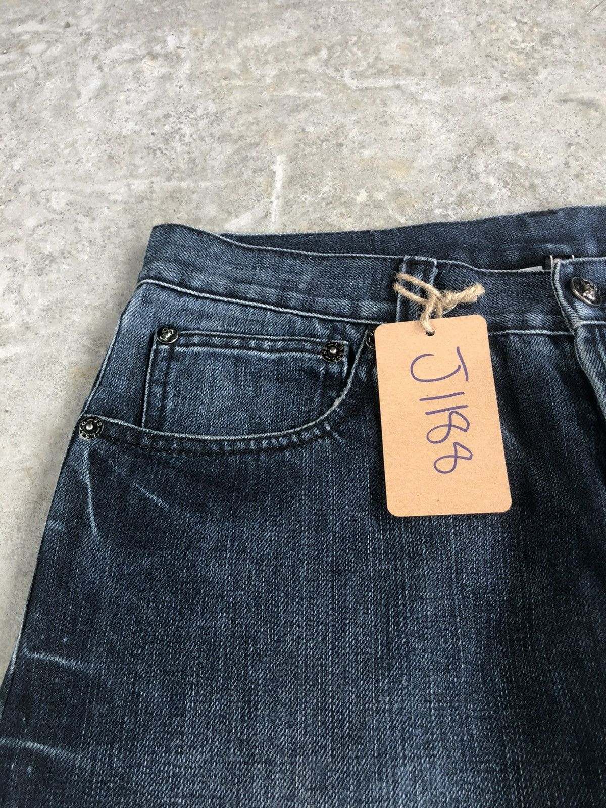 Damien Hirst × Levi's Levi’s Damien Hirst Limited Edition 2008 Size US 31 - 13 Thumbnail