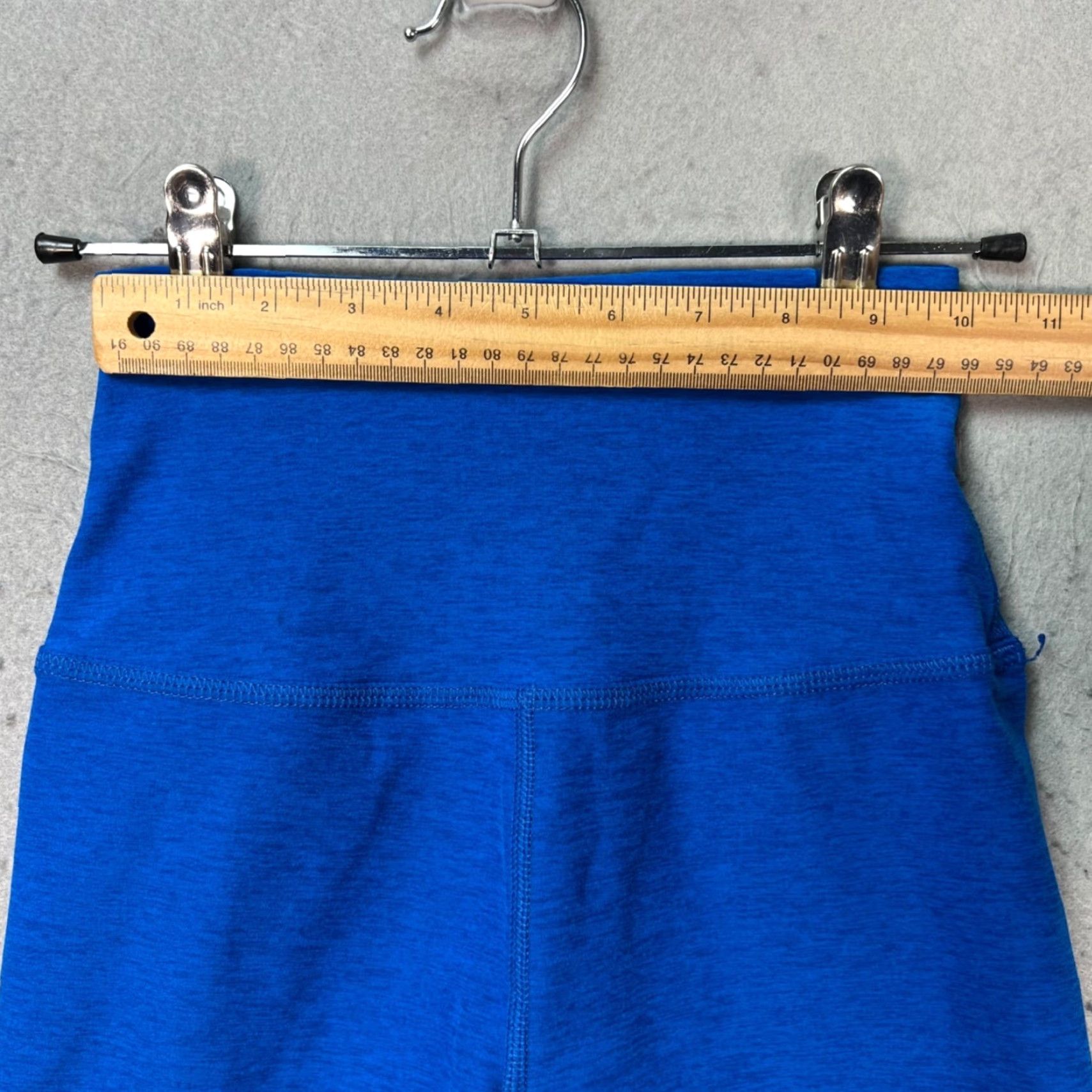 Beyond Yoga Beyond Yoga Womens XS Blue High-Waisted Biker Shorts Athletic Made In USA Shirt/Bottom? Size 26" / US 2 / IT 38 - 4 Thumbnail