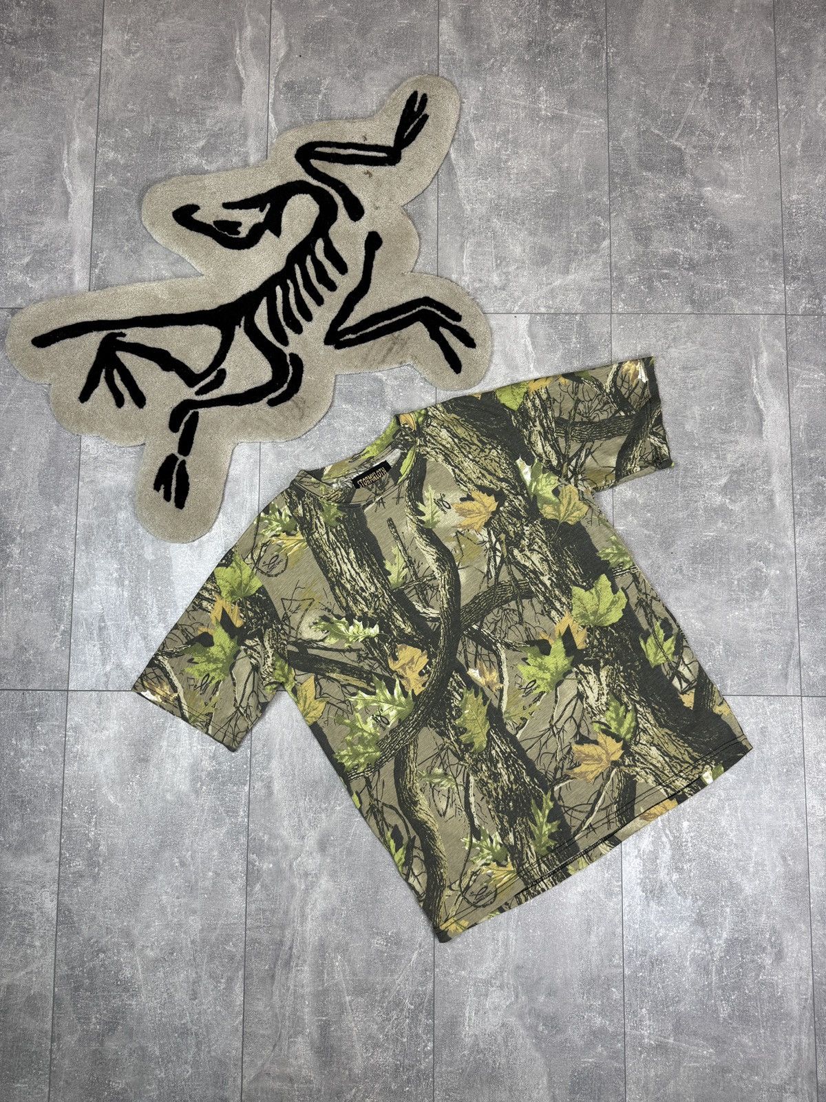 Vintage Crazy Vintage Y2K Realtree Camo T-shirt Carhartt Style tee Size US XL / EU 56 / 4 - 1 Thumbnail